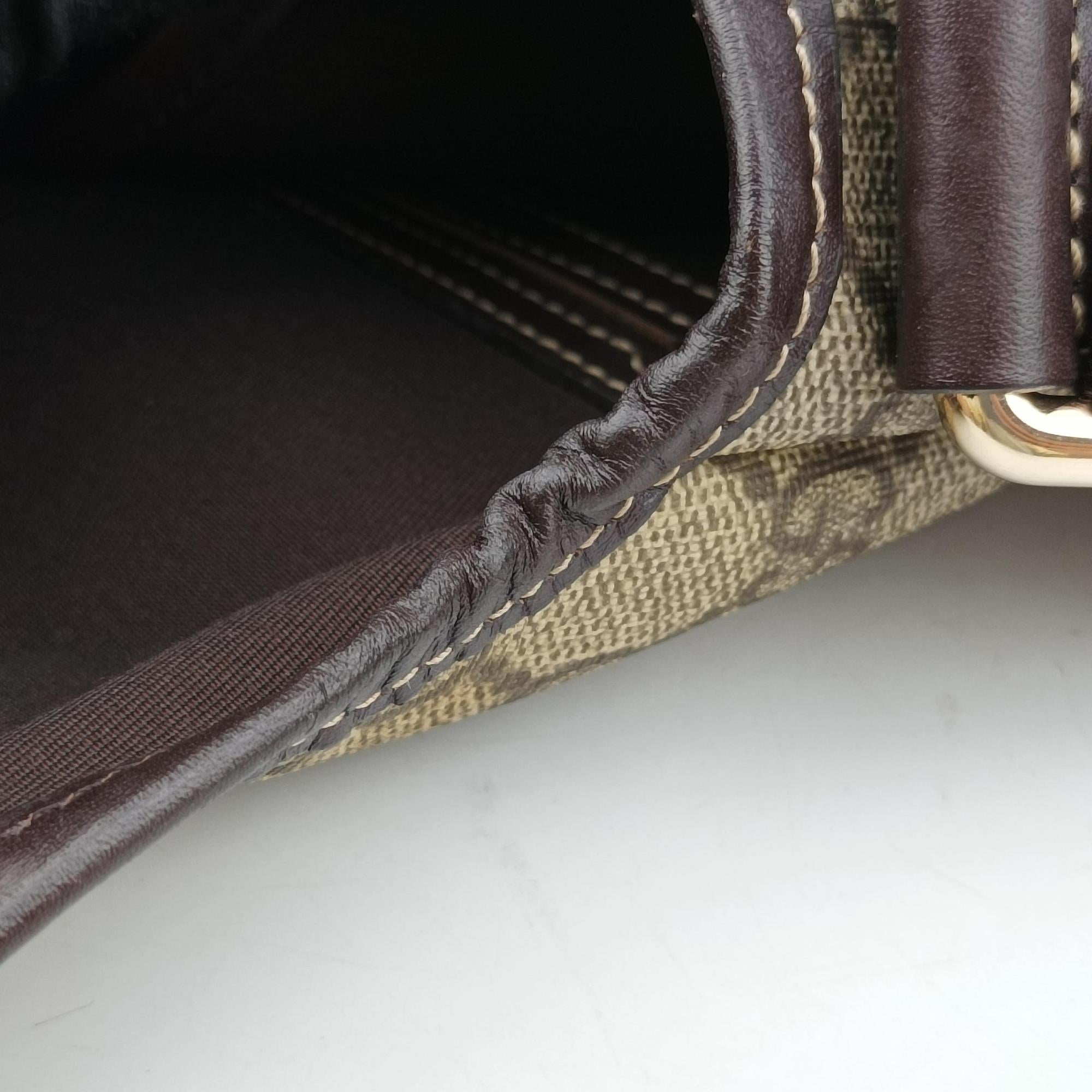 Pre-owned Gucci GG Plus GG Supreme Beige x Brown PVC coated canvas  shoulderbag | stylenewstar