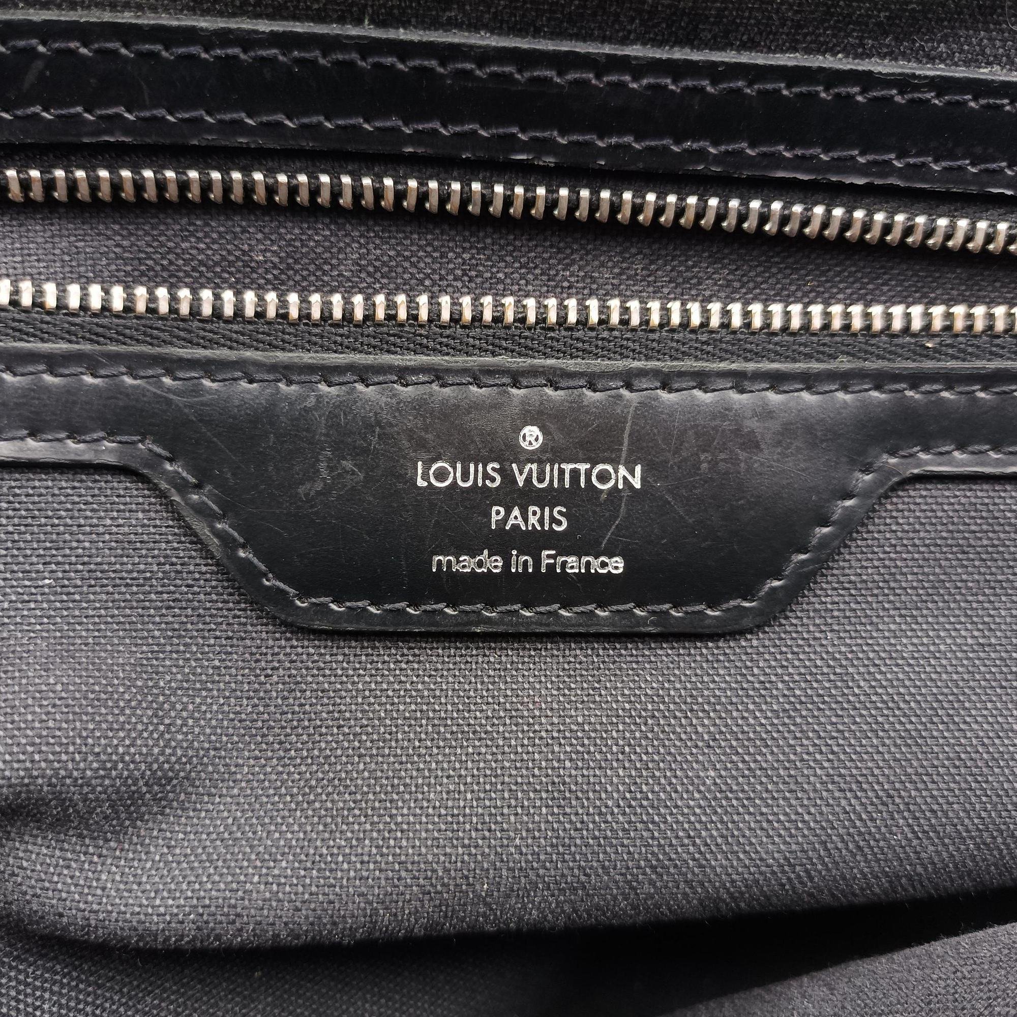 Pre-owned Louis Vuitton Viktor Ardoise Taiga x canvas M30142 shoulderbag | stylenewstar