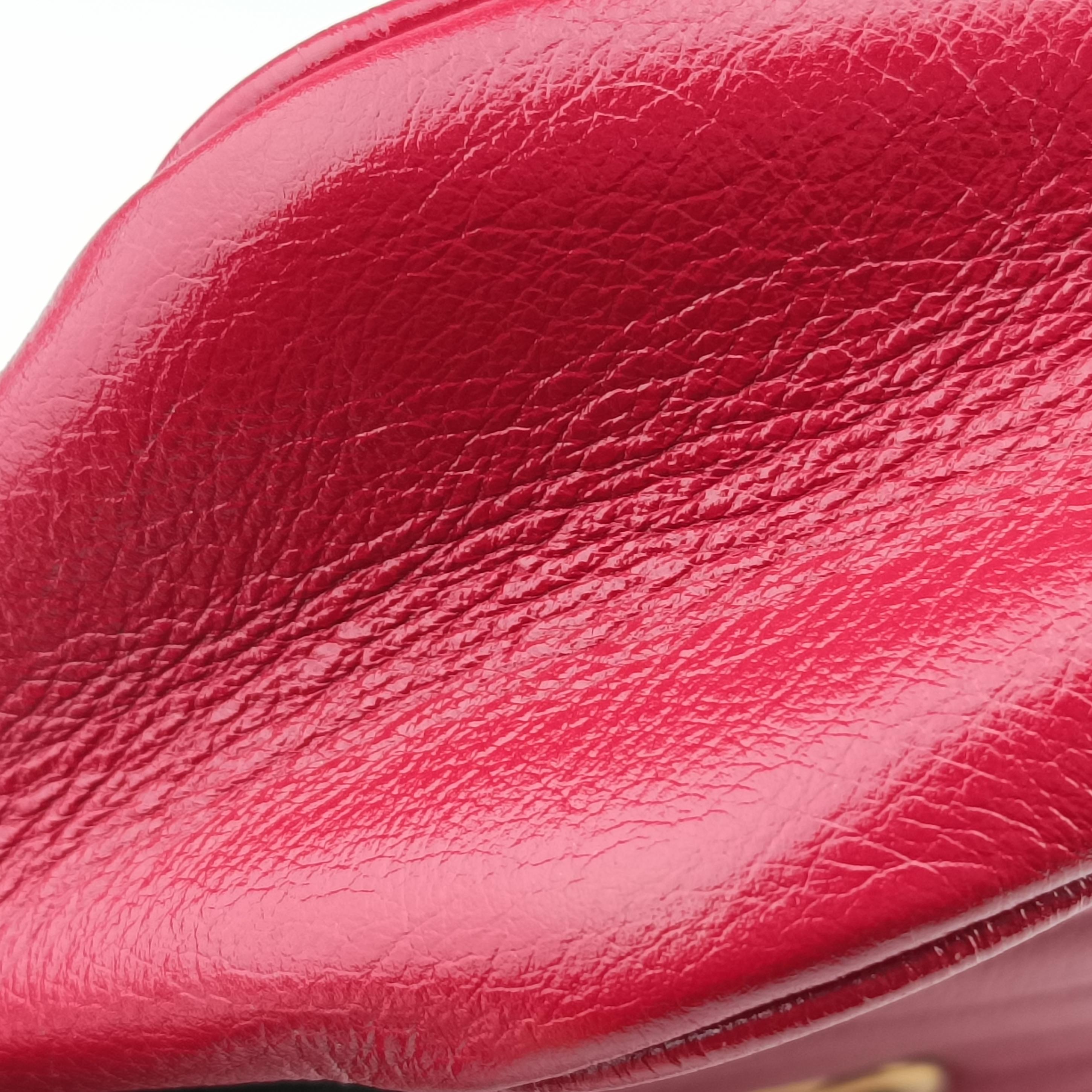 Secondhand Gucci GG Marmont Red Leather 550155 shoulderbag | stylenewstar