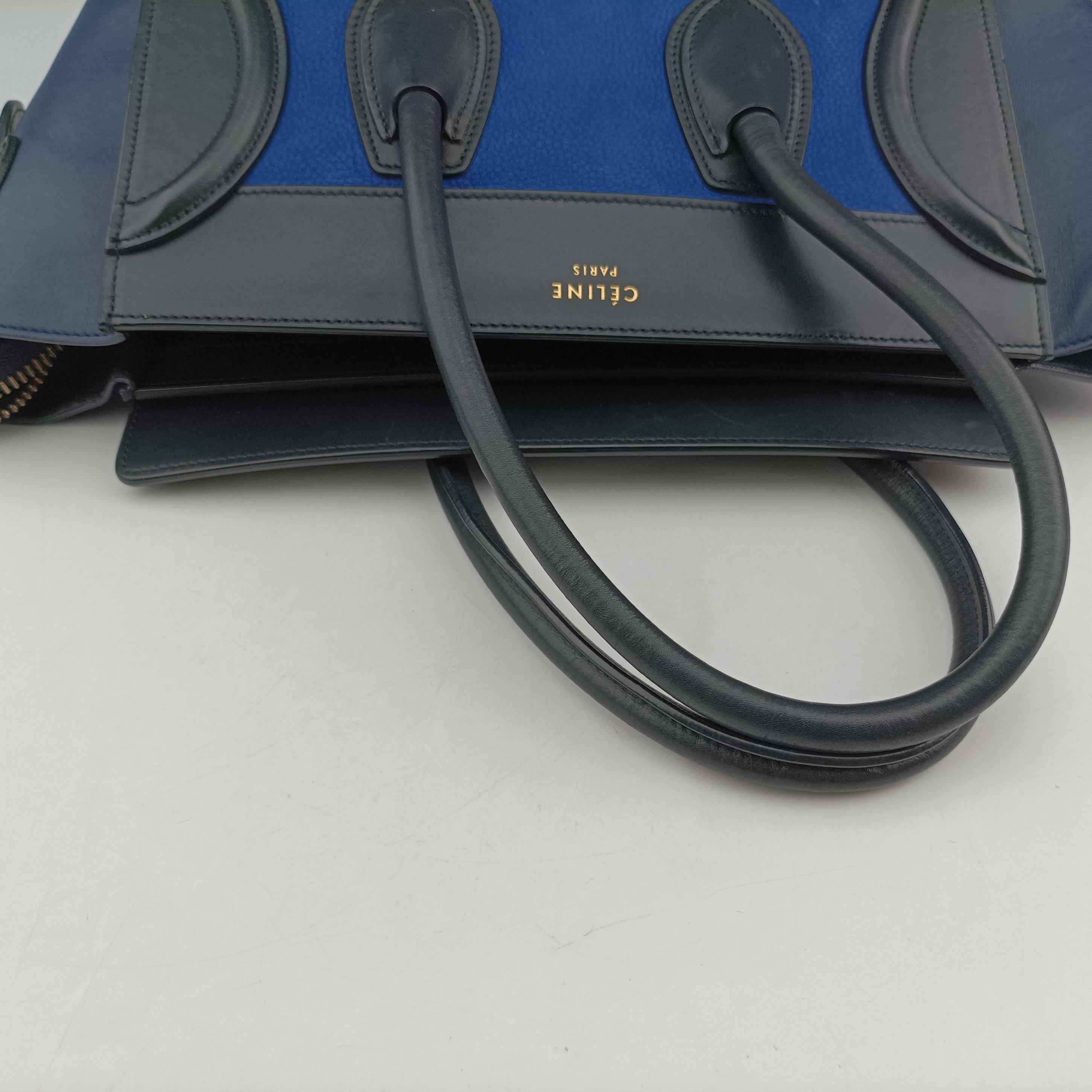 Pre-owned Celine Luggage Micro shopper Blue×black Suede ×Leather  handbag | stylenewstar