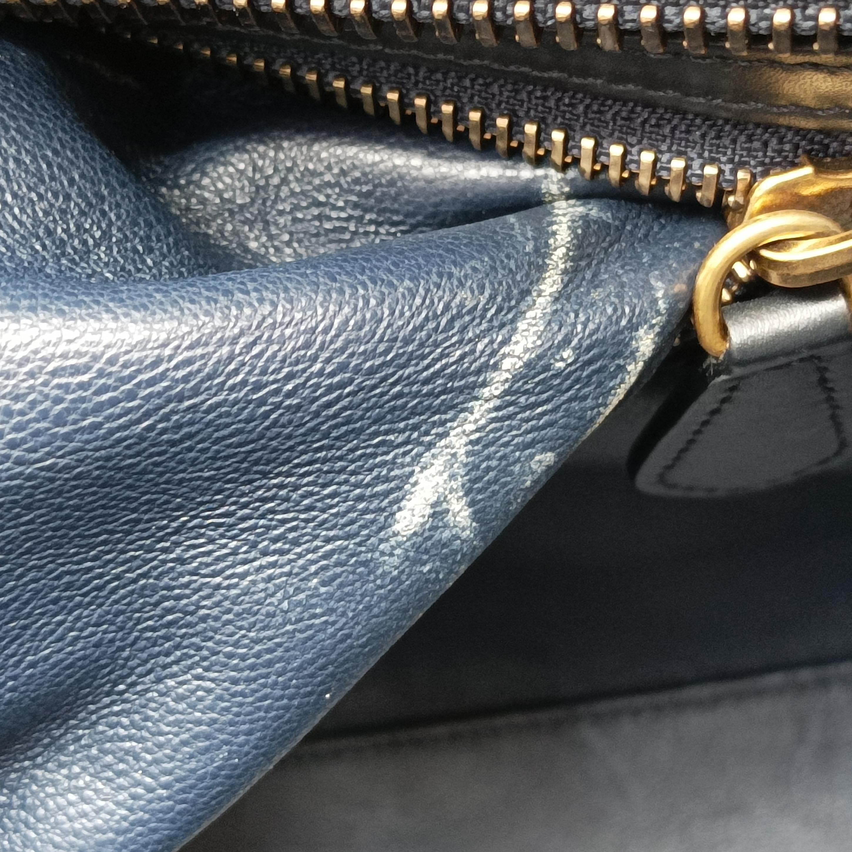 Pre-owned Celine Luggage Micro shopper Blue×black Suede ×Leather  handbag | stylenewstar