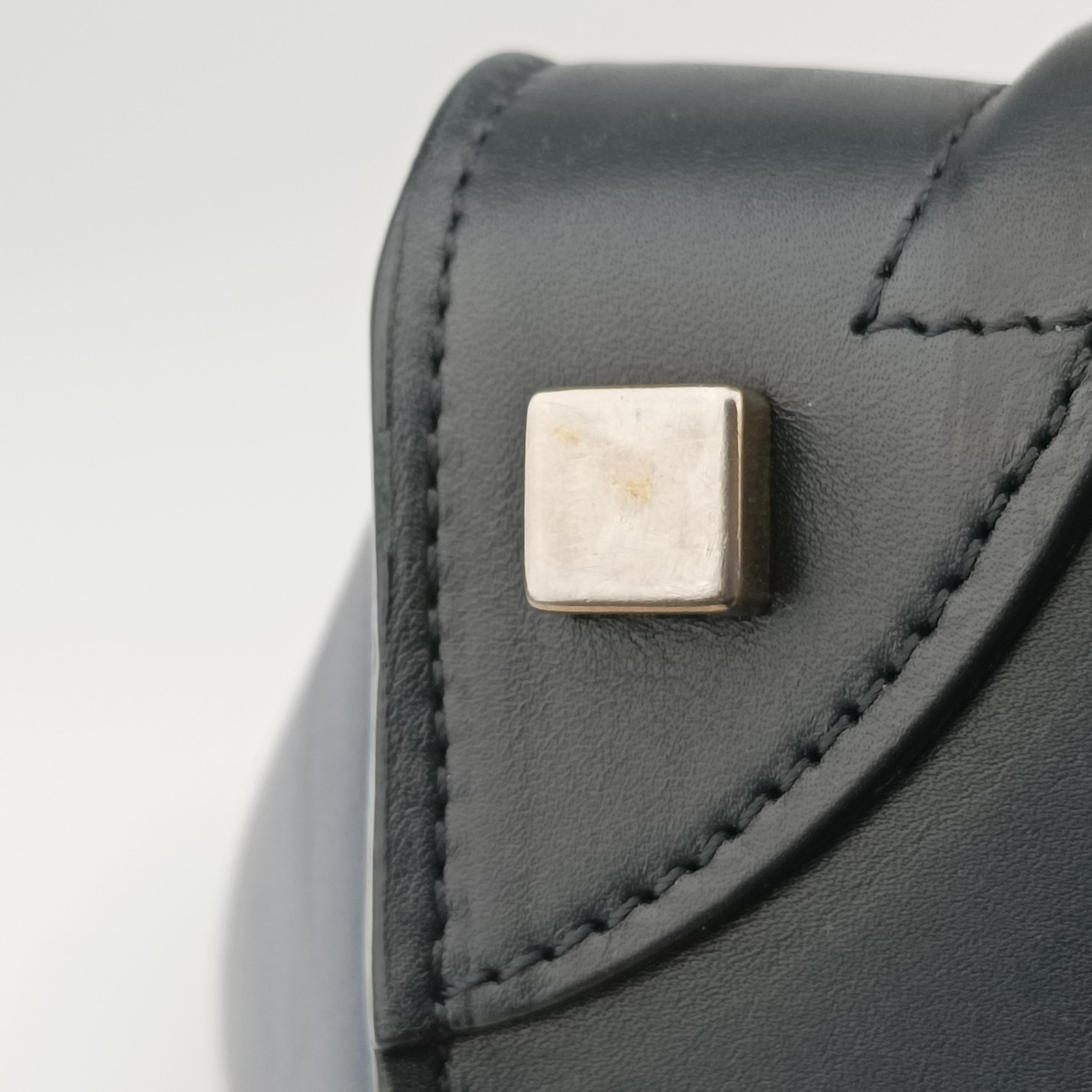 Pre-owned Celine Luggage Micro shopper Blue×black Suede ×Leather  handbag | stylenewstar