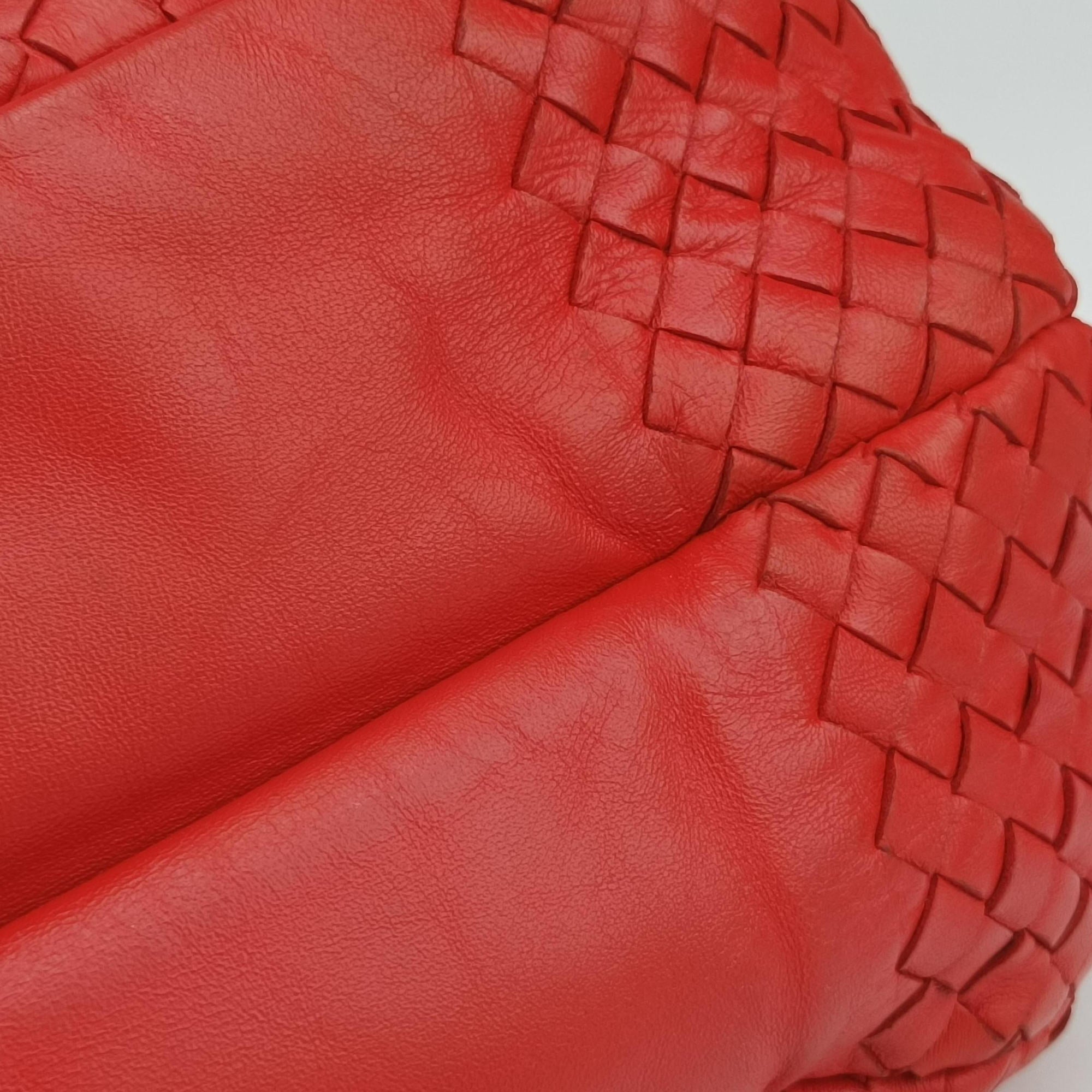 Pre-owned Bottega Veneta CAMPANA Intrecciato Red lambskin  handbag | stylenewstar