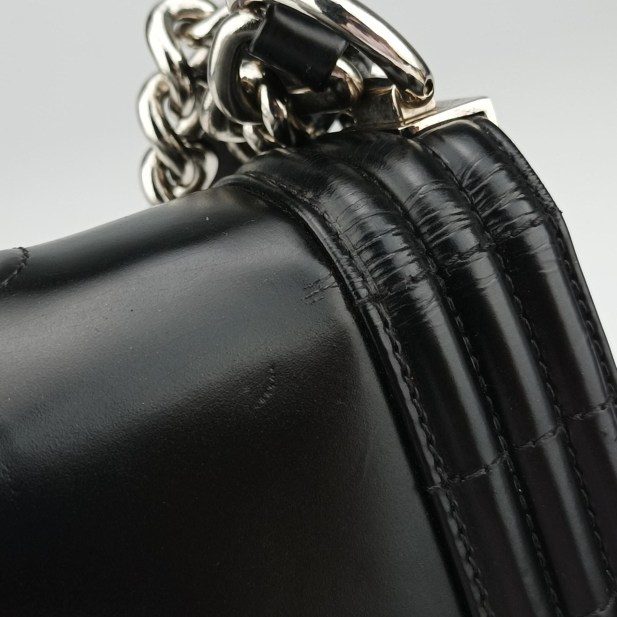 Pre-owned Chanel BOY CHANEL Black Patent A67021 shoulderbag | stylenewstar