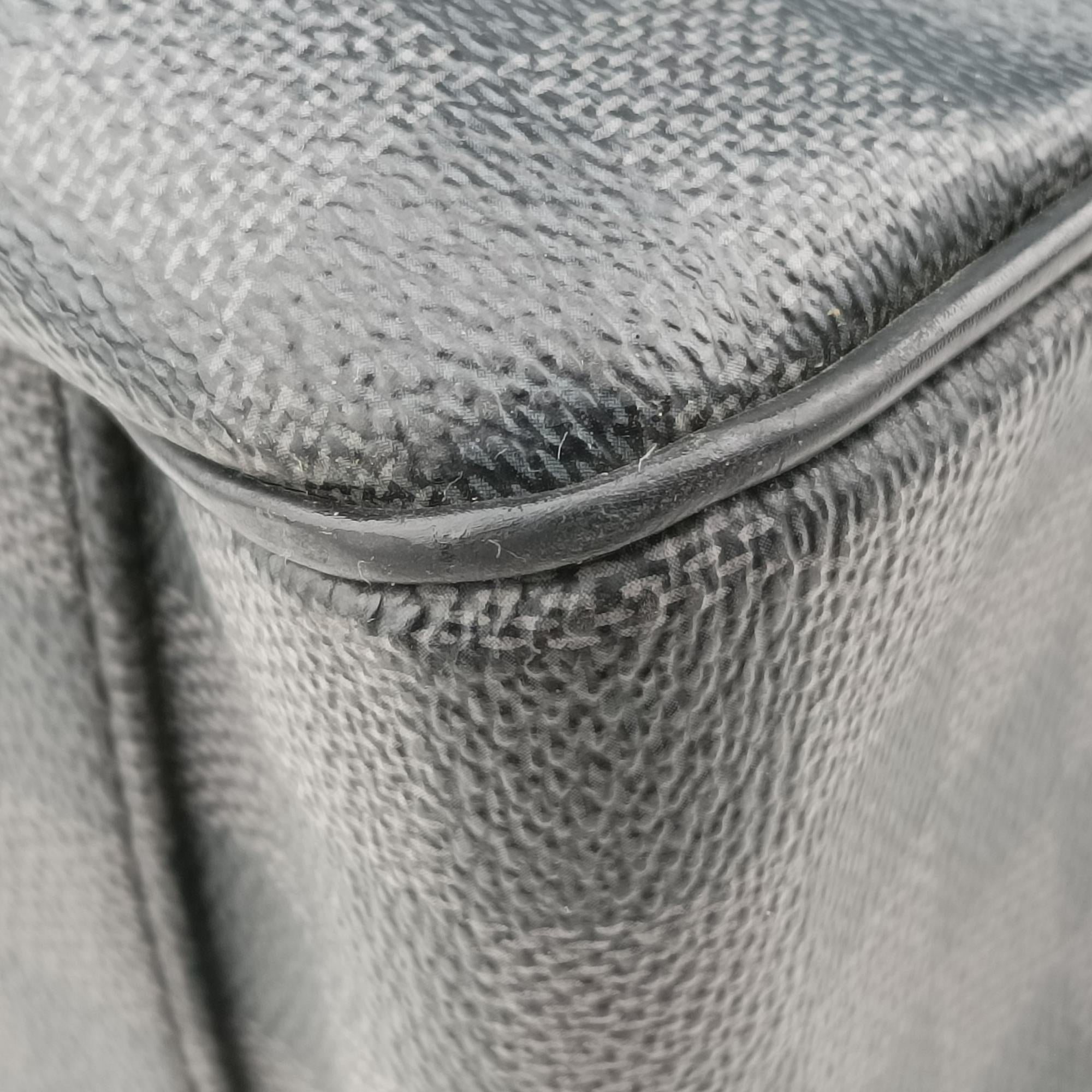 Pre-owned Louis Vuitton Tadao Noir Damier Graphite N41259 shoulderbag | stylenewstar