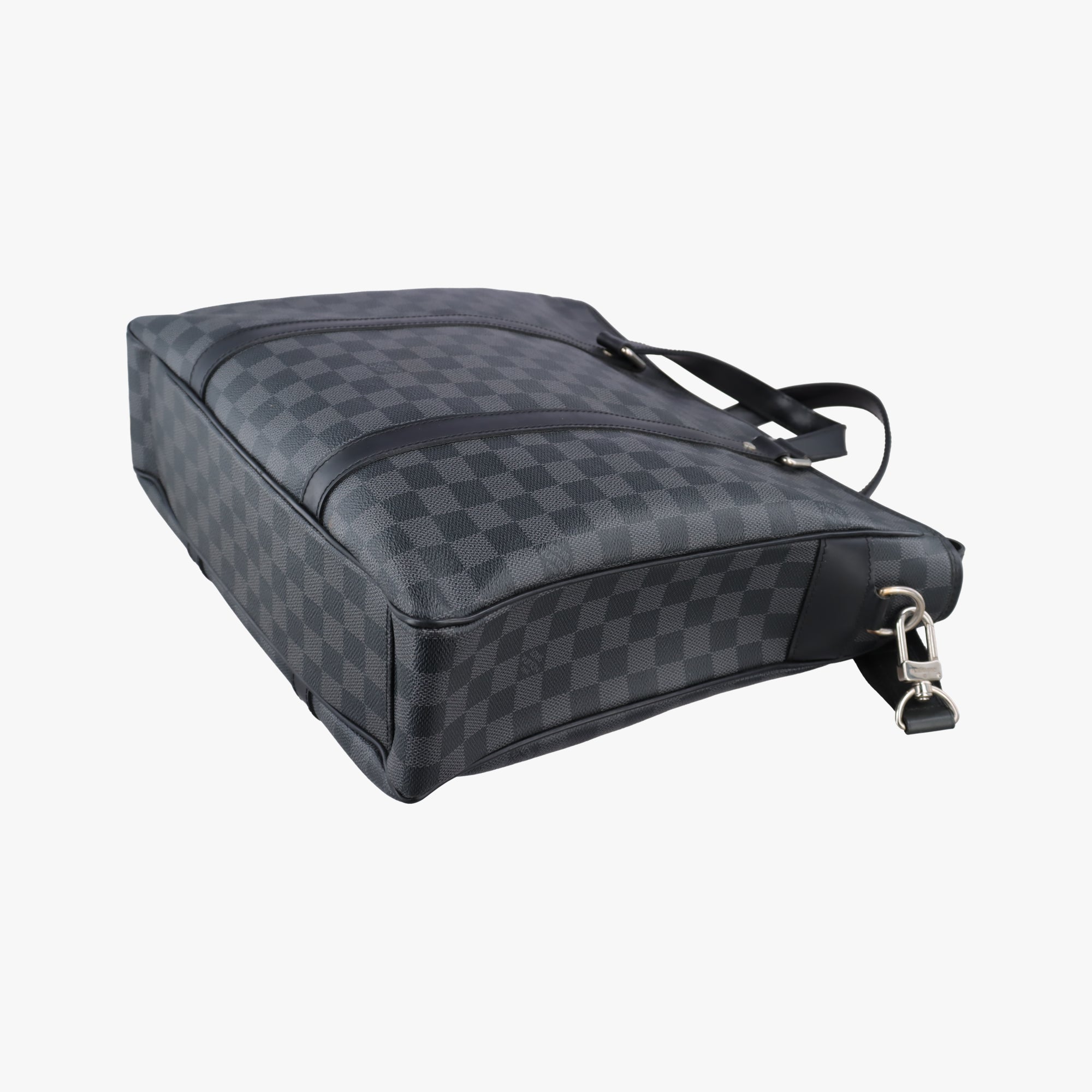 Pre-owned Louis Vuitton Tadao Noir Damier Graphite N41259 shoulderbag | stylenewstar