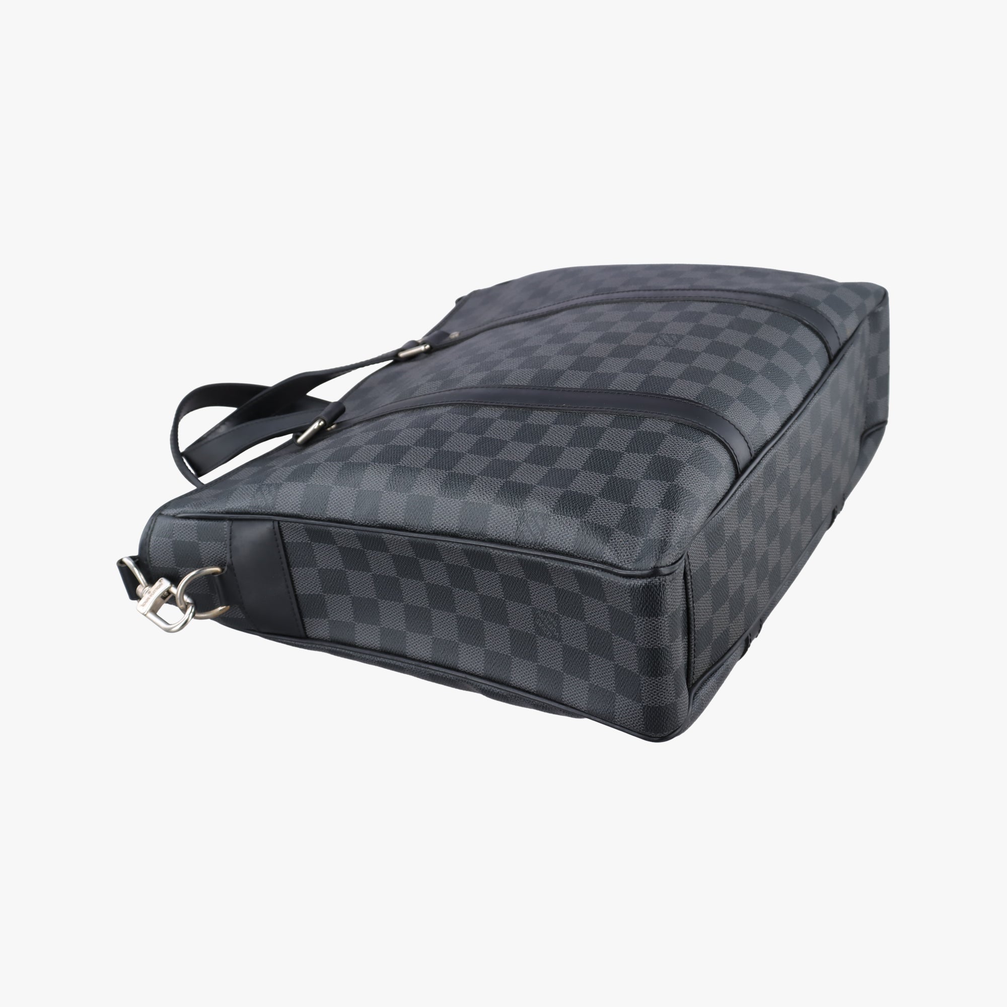 Pre-owned Louis Vuitton Tadao Noir Damier Graphite N41259 shoulderbag | stylenewstar