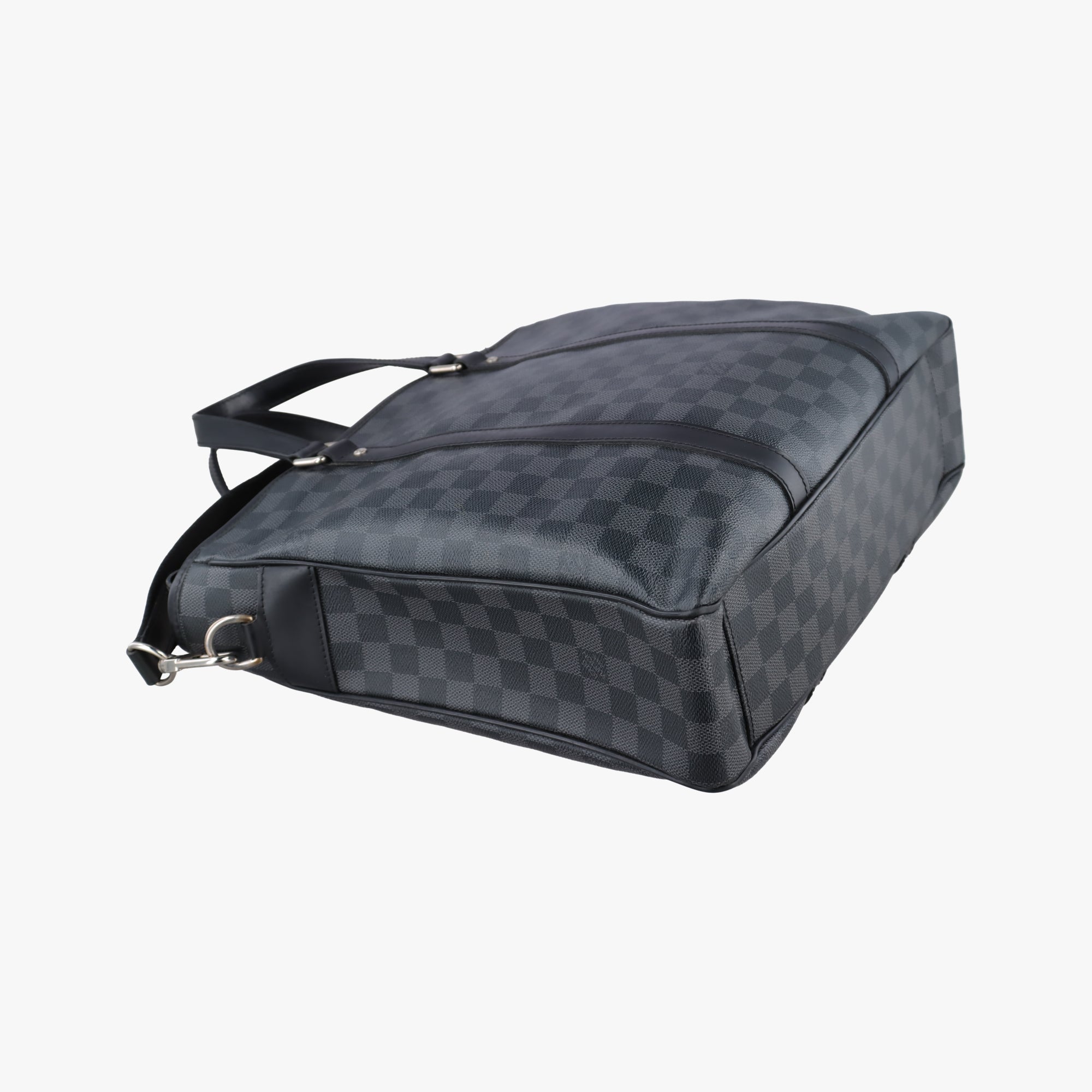 Pre-owned Louis Vuitton Tadao Noir Damier Graphite N41259 shoulderbag | stylenewstar