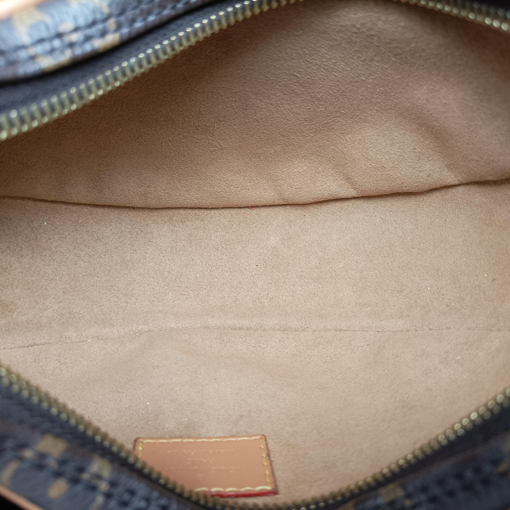 Pre-owned Louis Vuitton LOOP Brown Monogram Canvas M81098 shoulderbag | stylenewstar