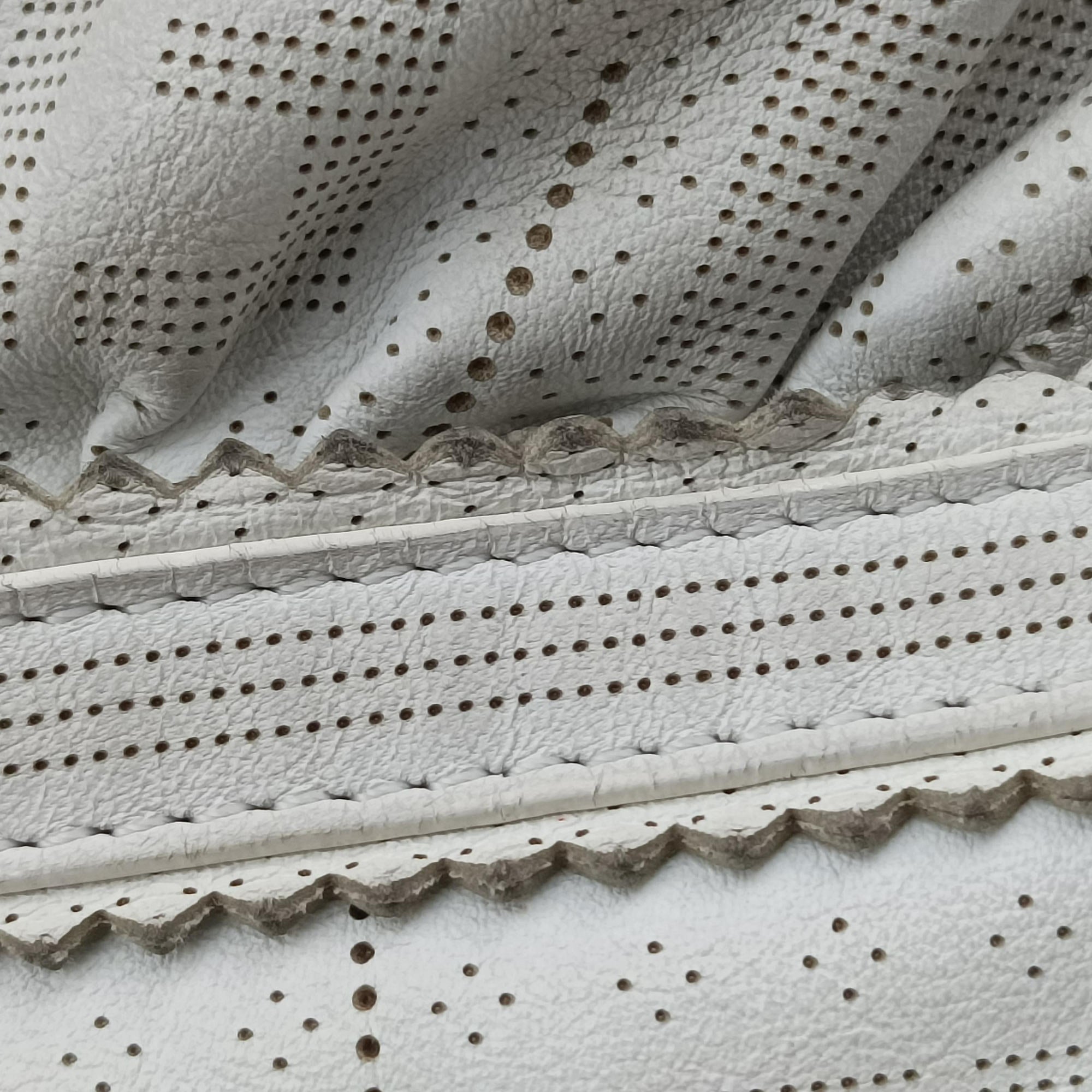 Secondhand Fendi Chef Perforated Charm Zucca Print White Leather 8BR448 handbag | stylenewstar