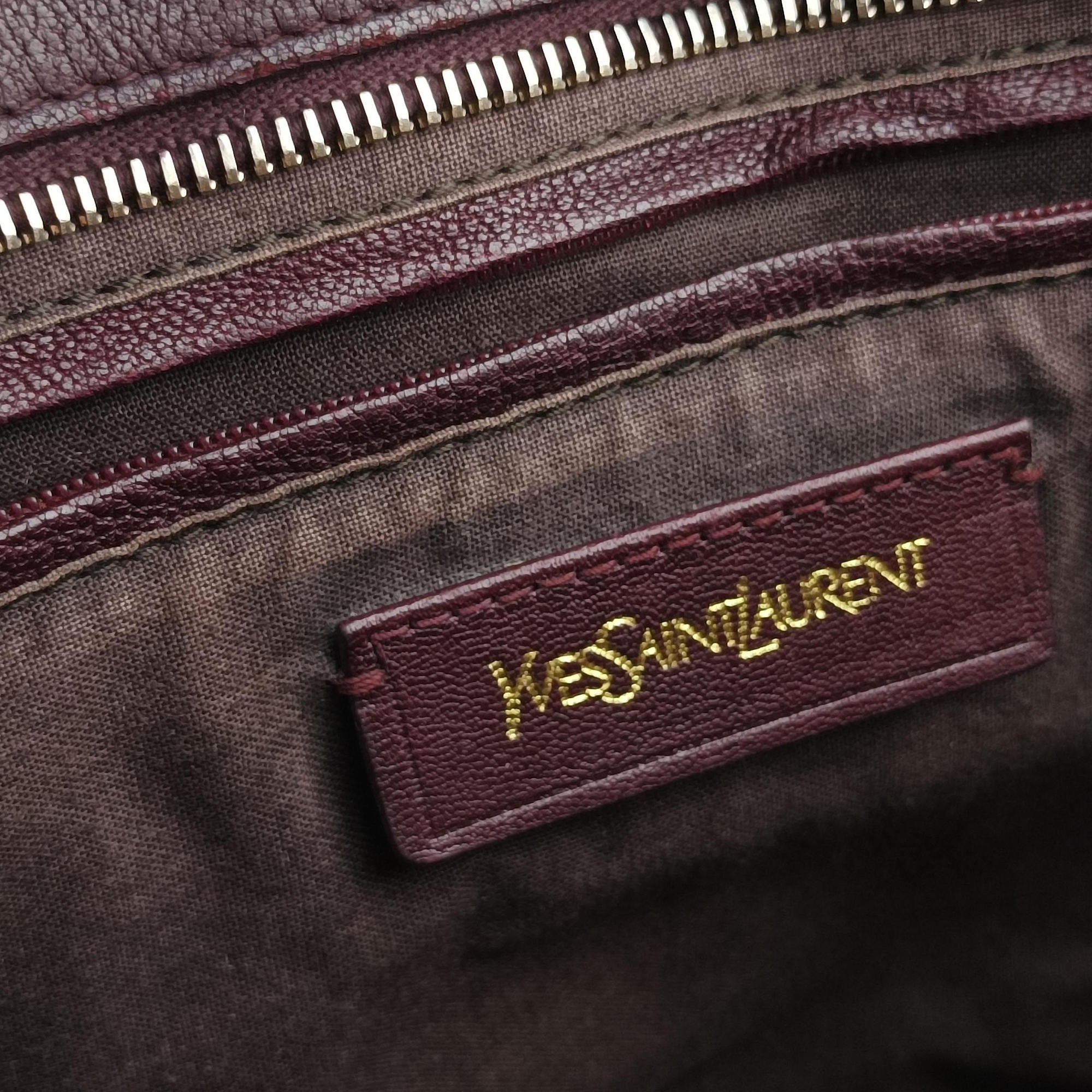 Secondhand Yves Saint Laurent Small Cabas Chyc Purple Leather 297957 shoulderbag | stylenewstar