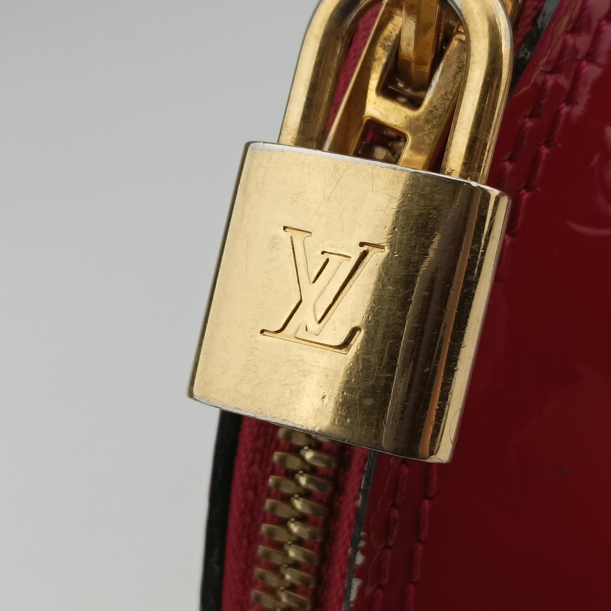 Pre-owned Louis Vuitton Alma PM pomme d'amour Vernis M90096 handbag | stylenewstar