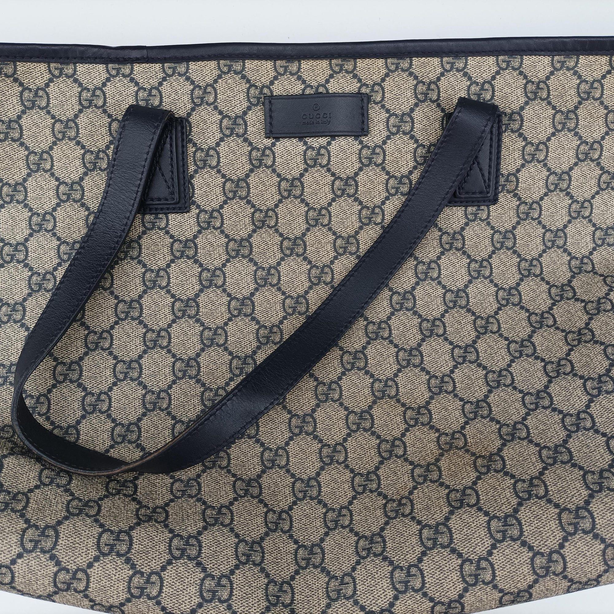 Pre-owned Gucci GG Supreme Brown×Navy PVC coated canvas×Leather 211137 handbag | stylenewstar