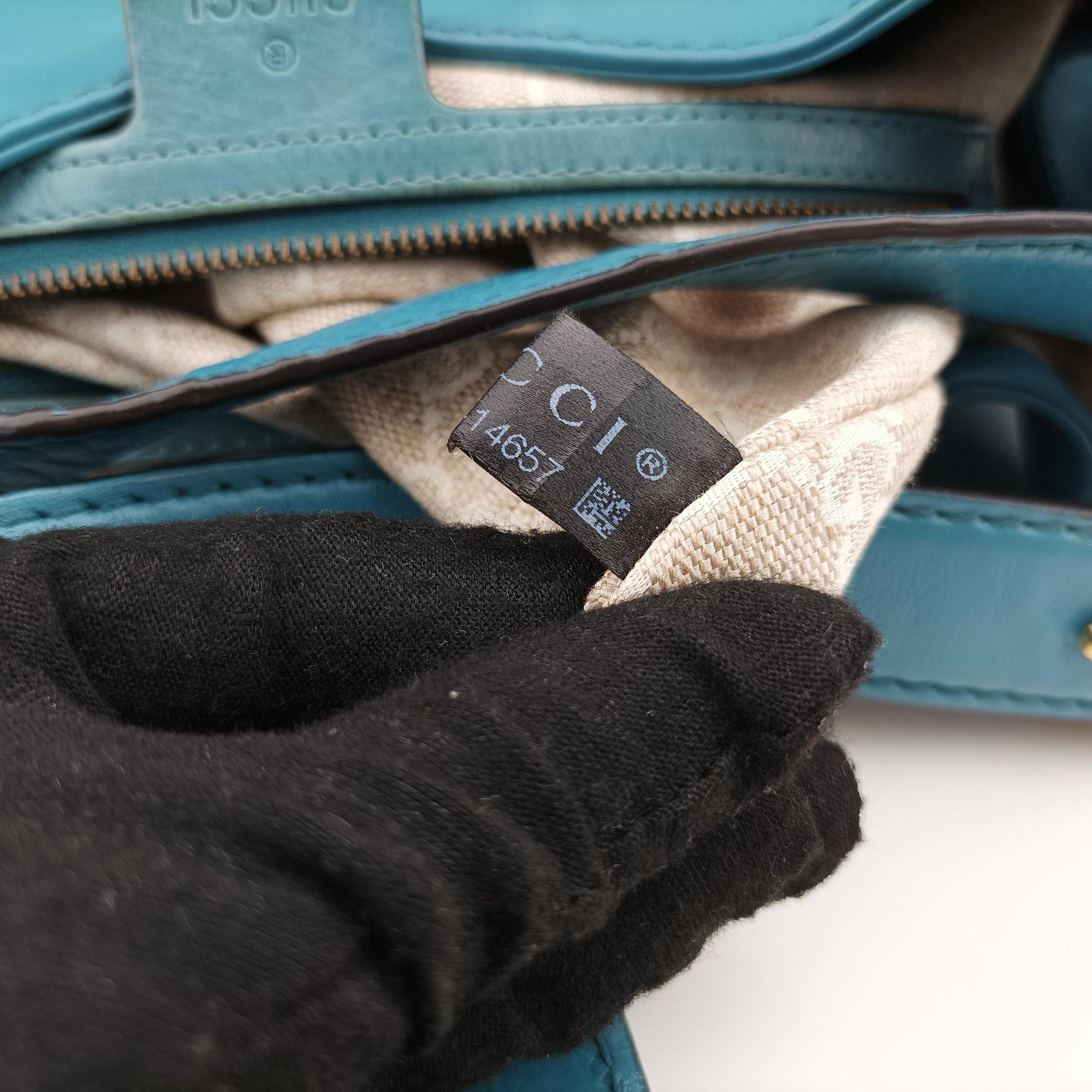 Vintage Gucci Stirrup Blue Leather 296856 handbag | stylenewstar