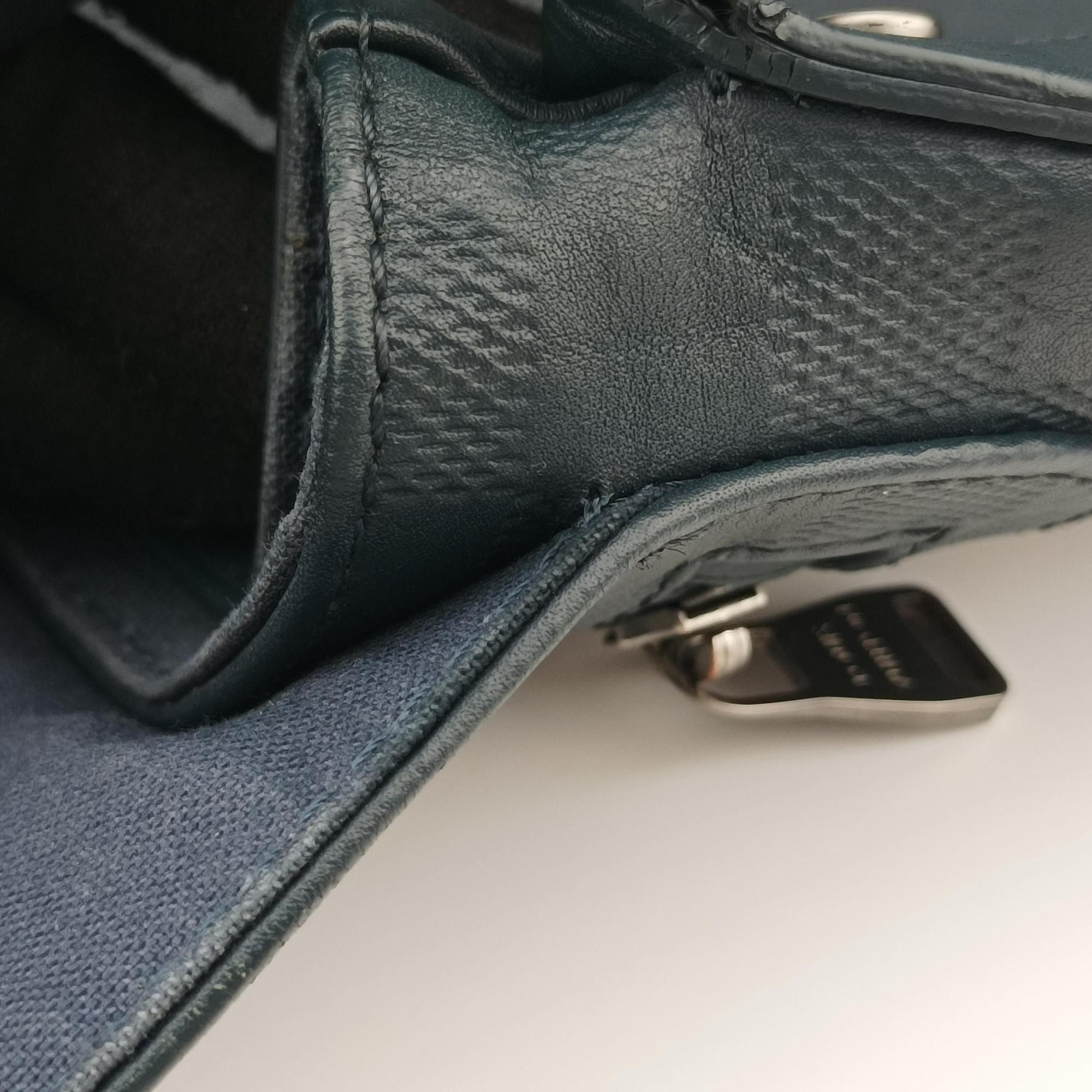 Pre-owned Louis Vuitton District PM Navy Damier Infini N42438 shoulderbag | stylenewstar