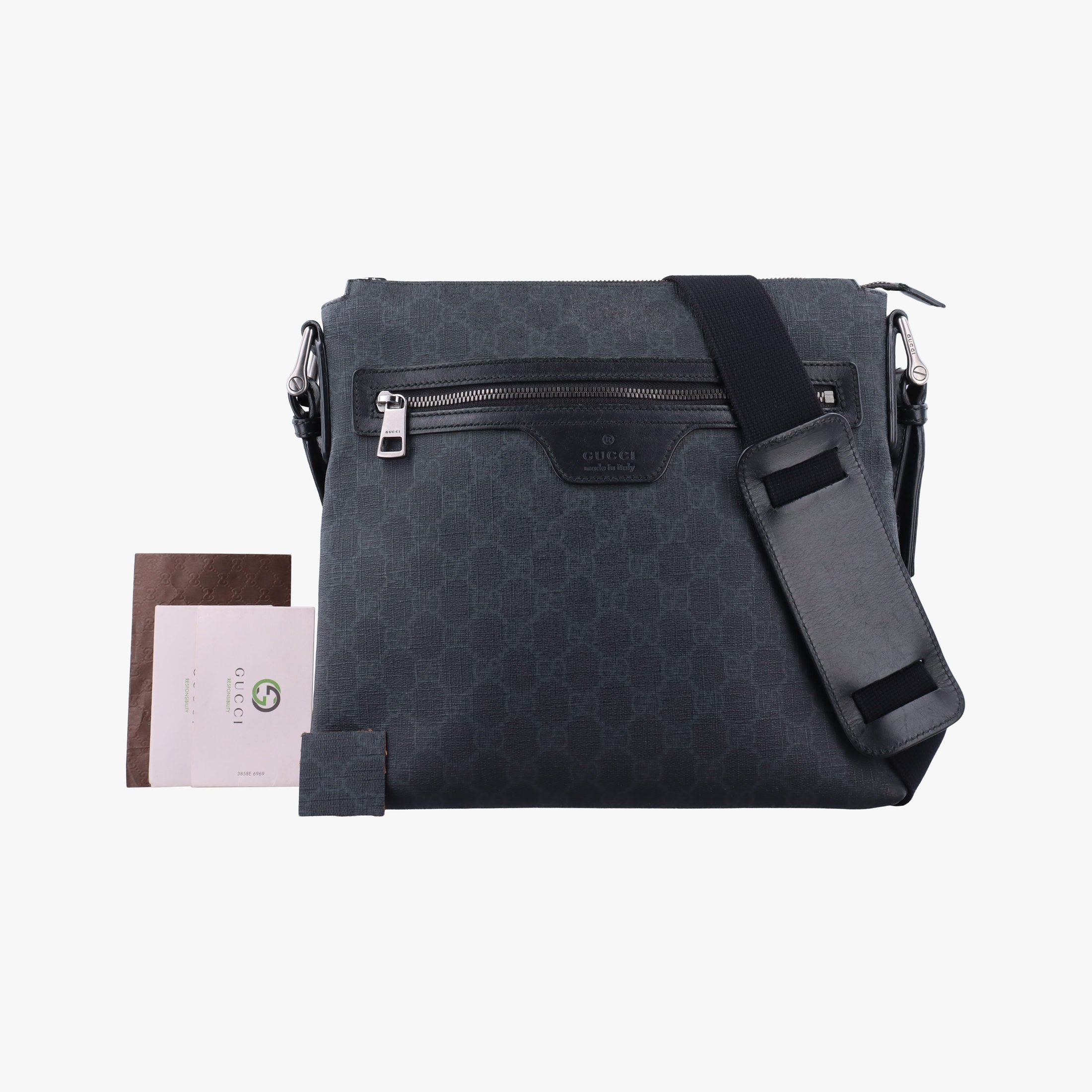 Pre-owned Gucci GG Supreme Black PVC coated canvas 322279 shoulderbag | stylenewstar