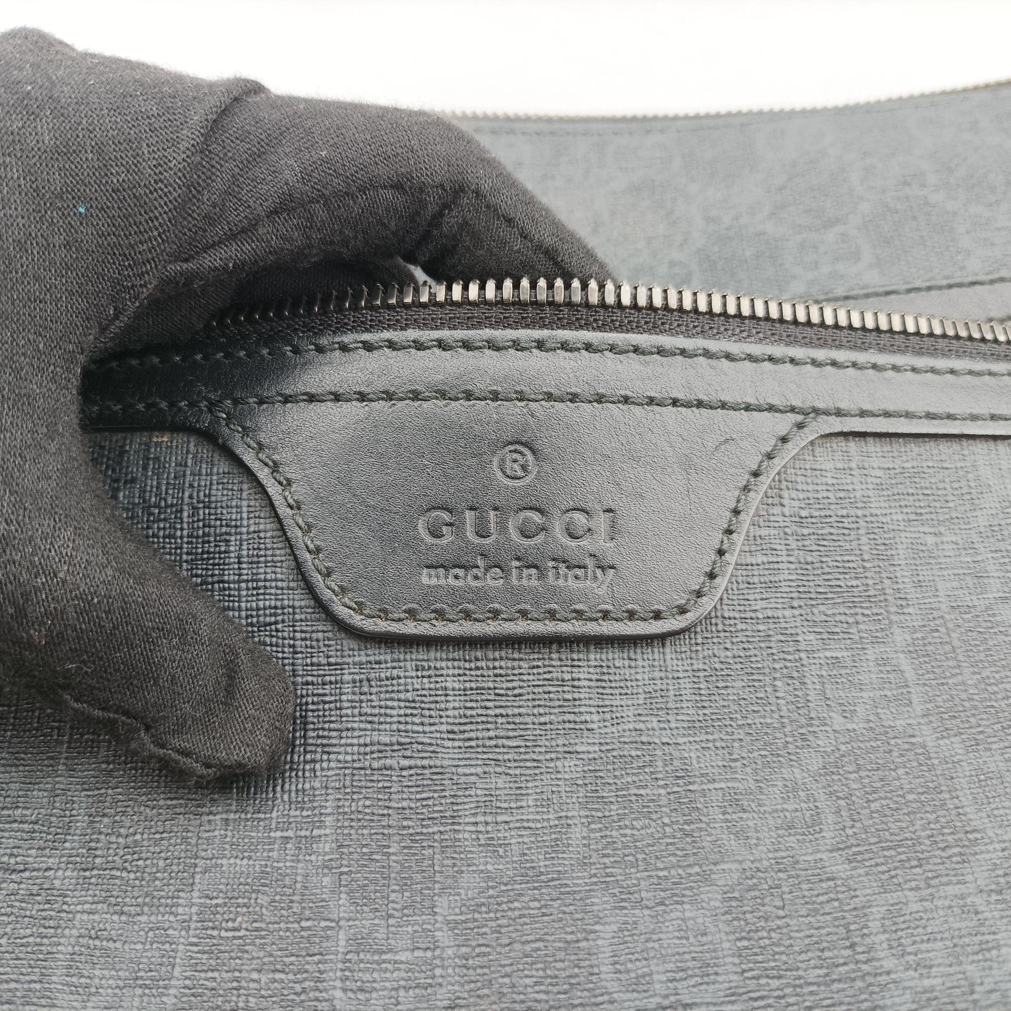Pre-owned Gucci GG Supreme Black PVC coated canvas 322279 shoulderbag | stylenewstar