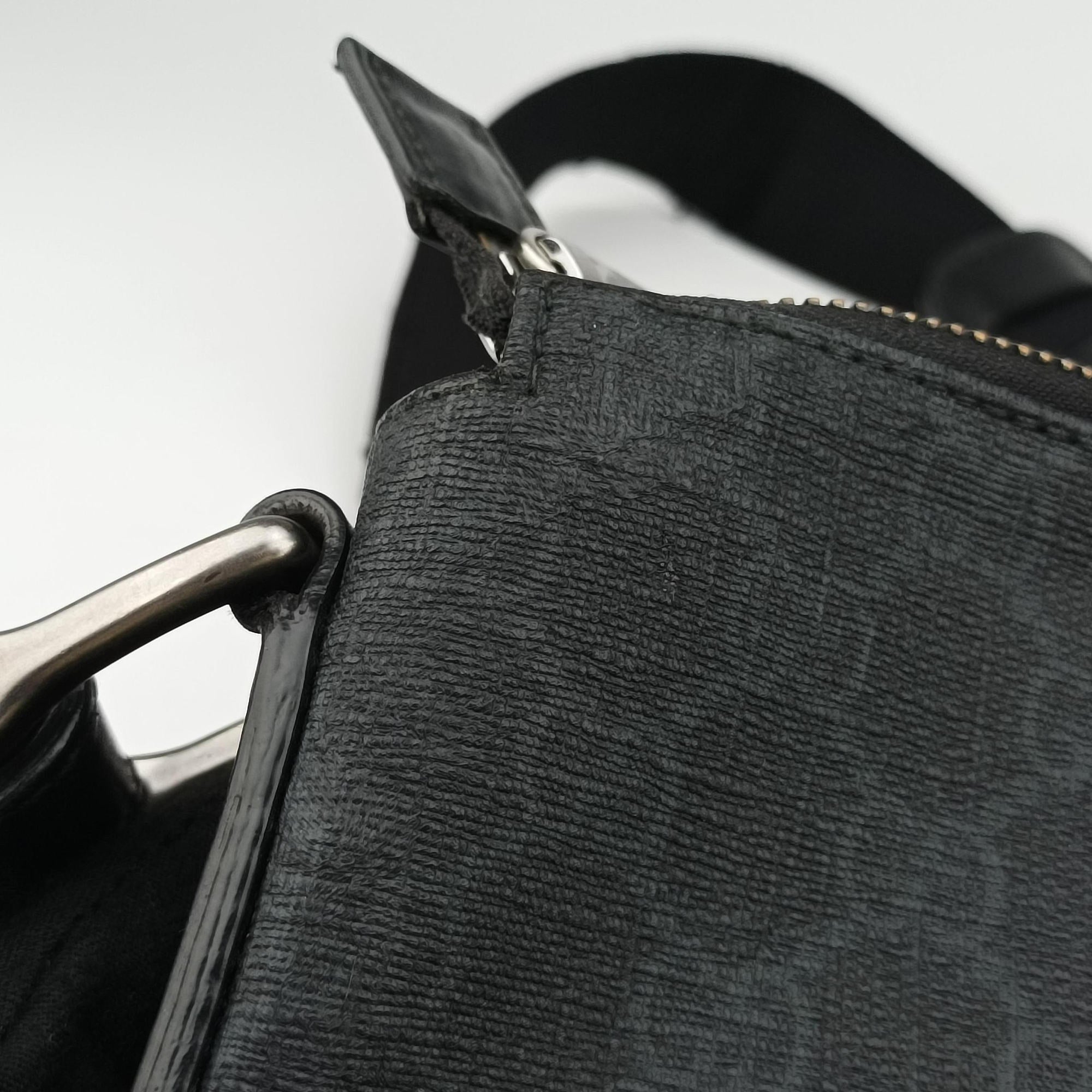 Pre-owned Gucci GG Supreme Black PVC coated canvas 322279 shoulderbag | stylenewstar
