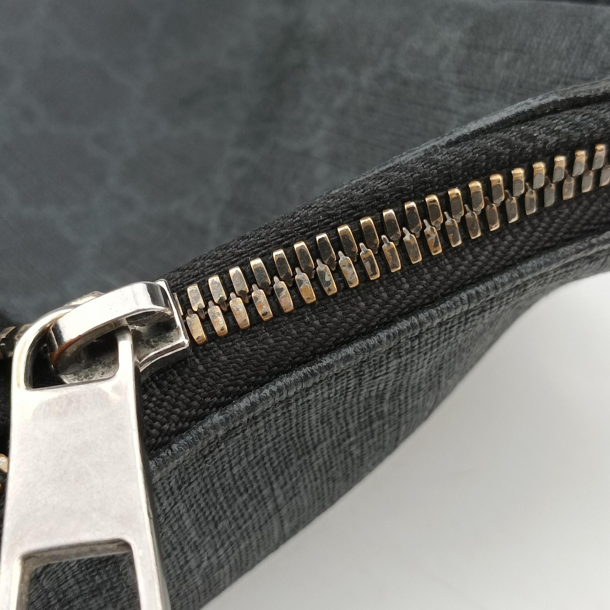 Pre-owned Gucci GG Supreme Black PVC coated canvas 322279 shoulderbag | stylenewstar