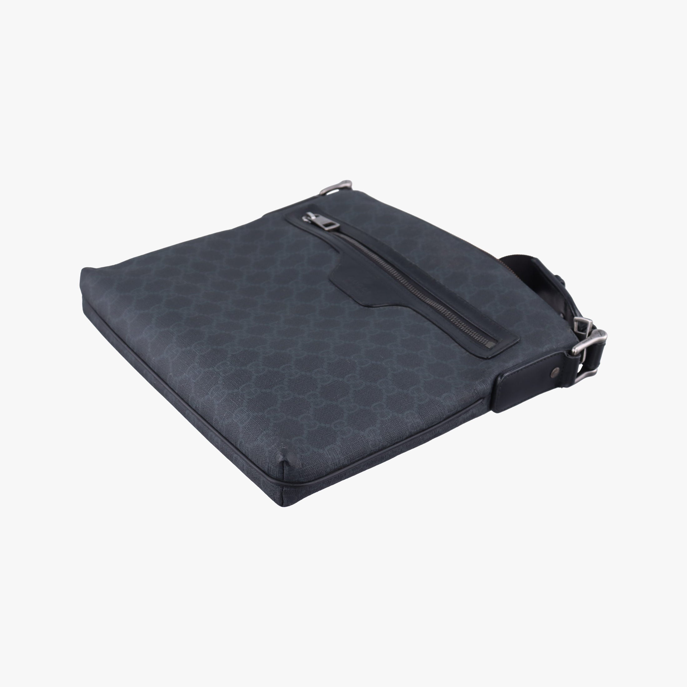 Pre-owned Gucci GG Supreme Black PVC coated canvas 322279 shoulderbag | stylenewstar