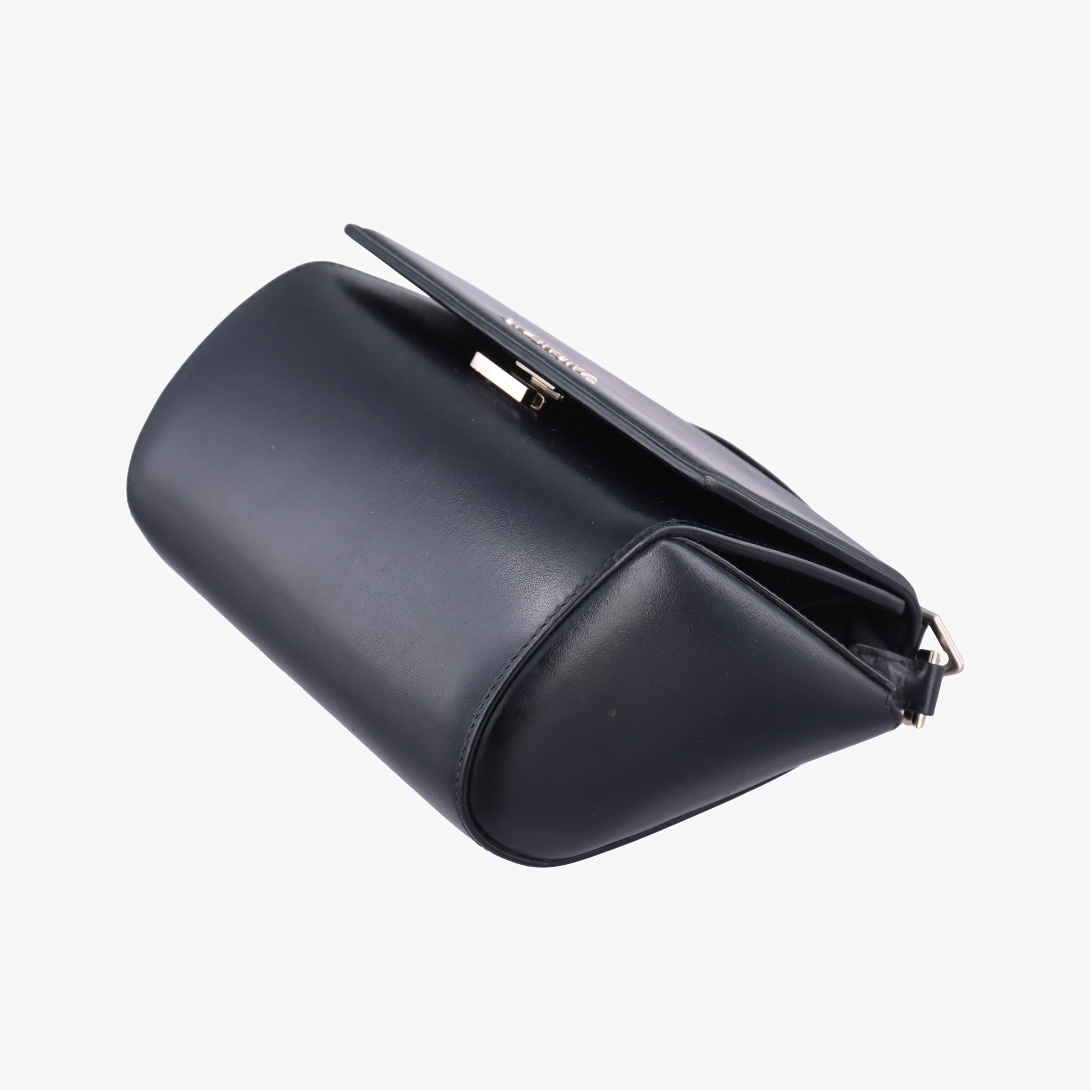 Pre-owned Givenchy Pandora Box Logo Strap Black Leather  shoulderbag | stylenewstar