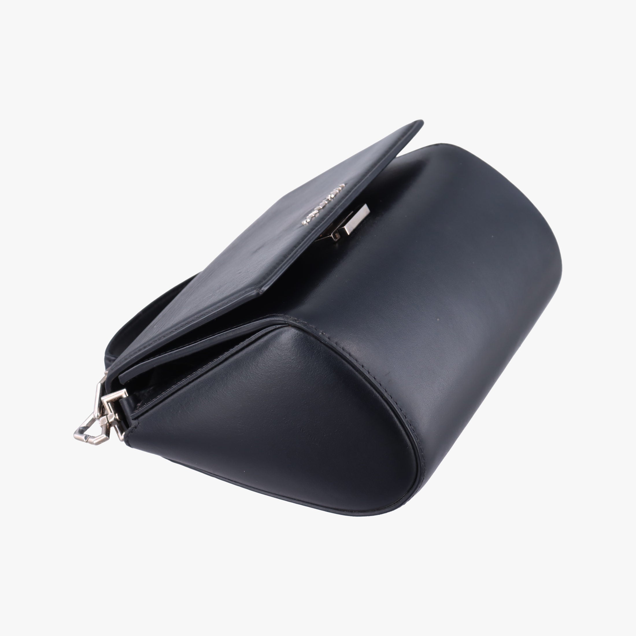 Pre-owned Givenchy Pandora Box Logo Strap Black Leather  shoulderbag | stylenewstar