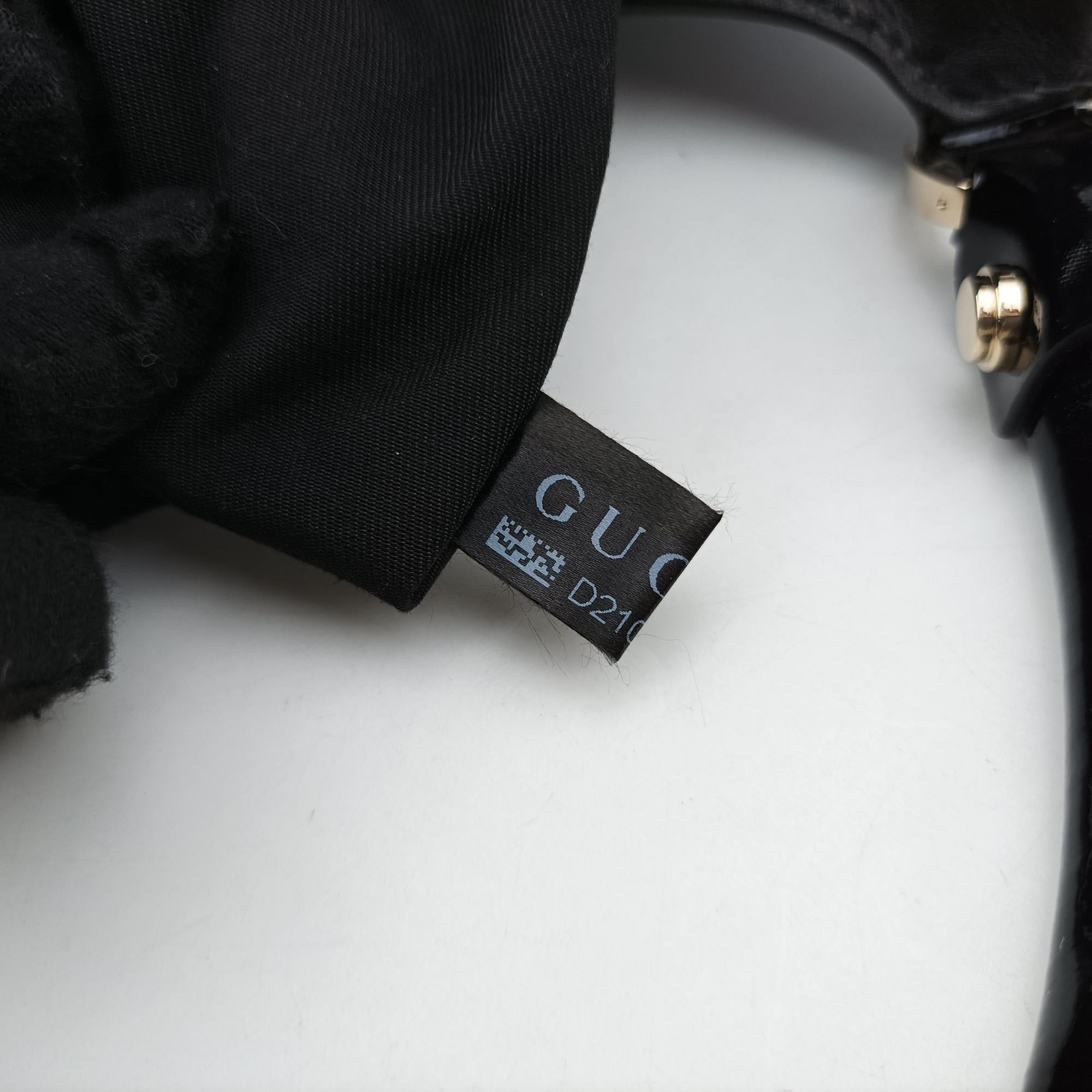 Secondhand Gucci Abbey D-Ring Black enamel  handbag | stylenewstar