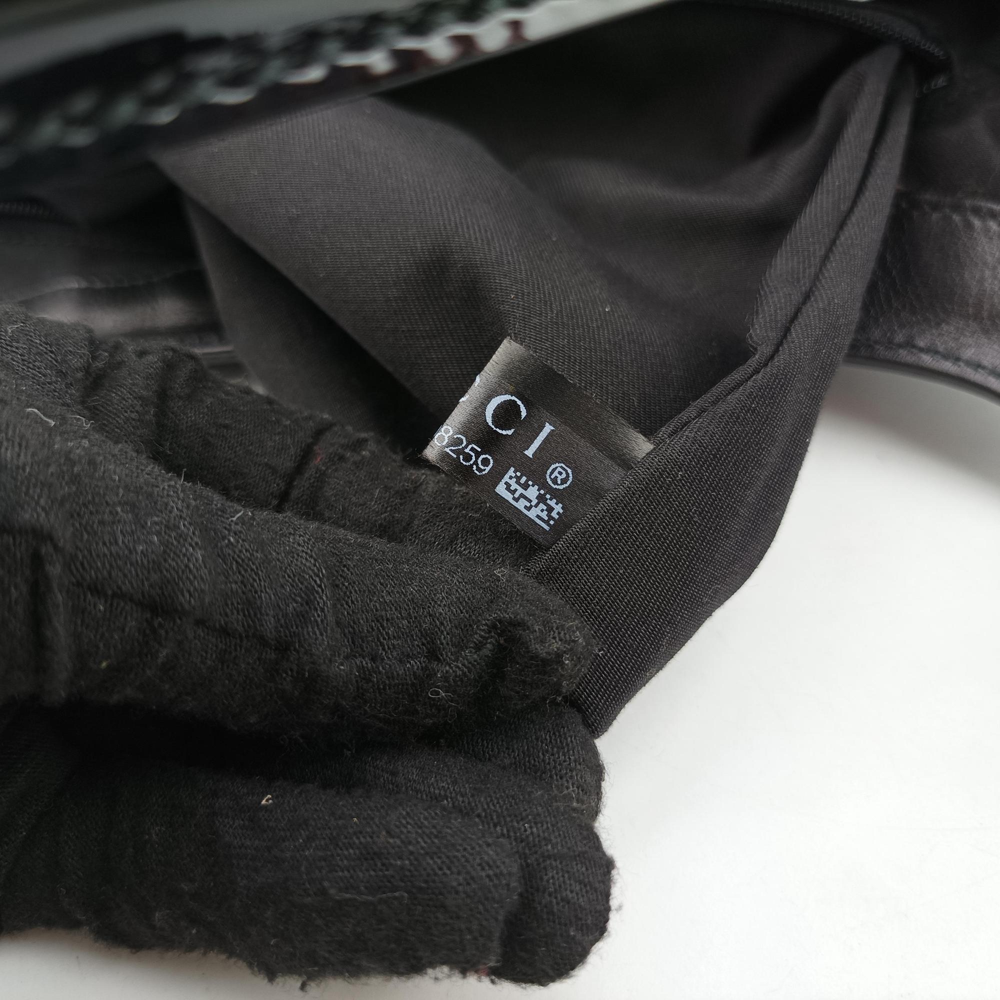 Secondhand Gucci Abbey D-Ring Black enamel  handbag | stylenewstar