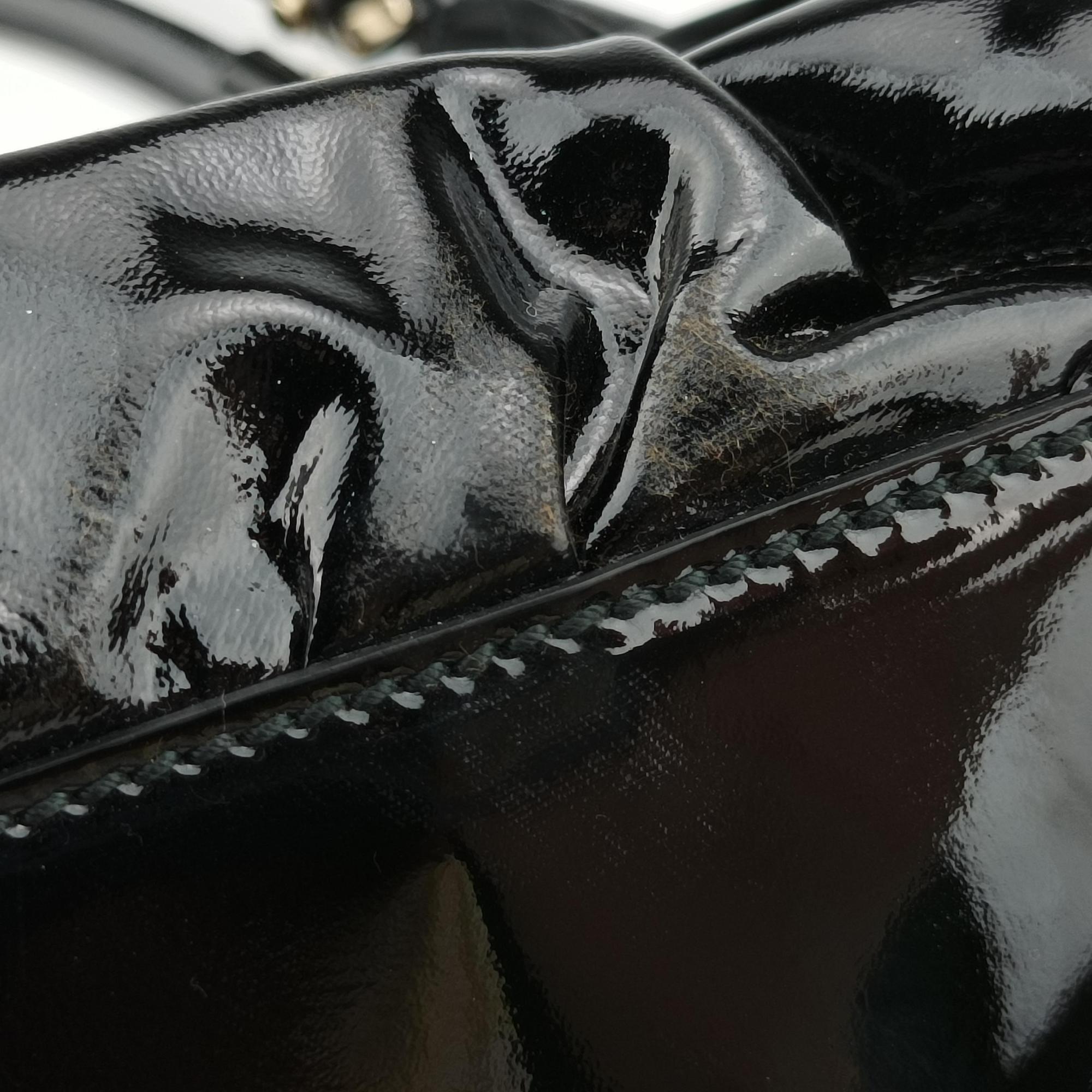 Secondhand Gucci Abbey D-Ring Black enamel  handbag | stylenewstar