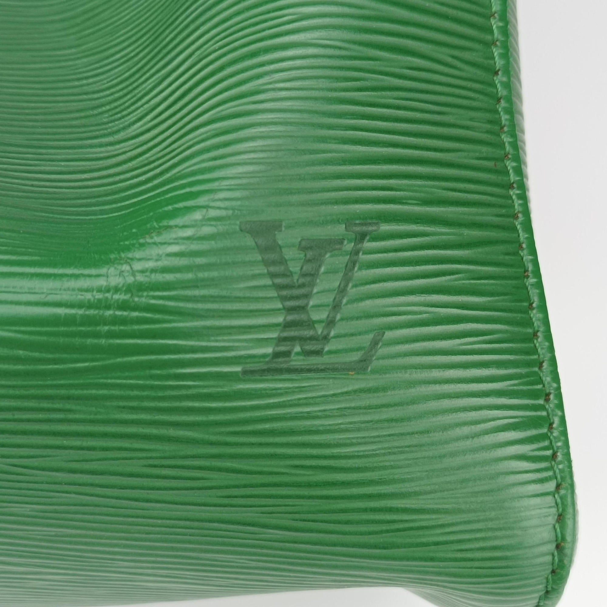 Pre-owned Louis Vuitton Keepall 45 Borneo Green epi M42974 handbag | stylenewstar