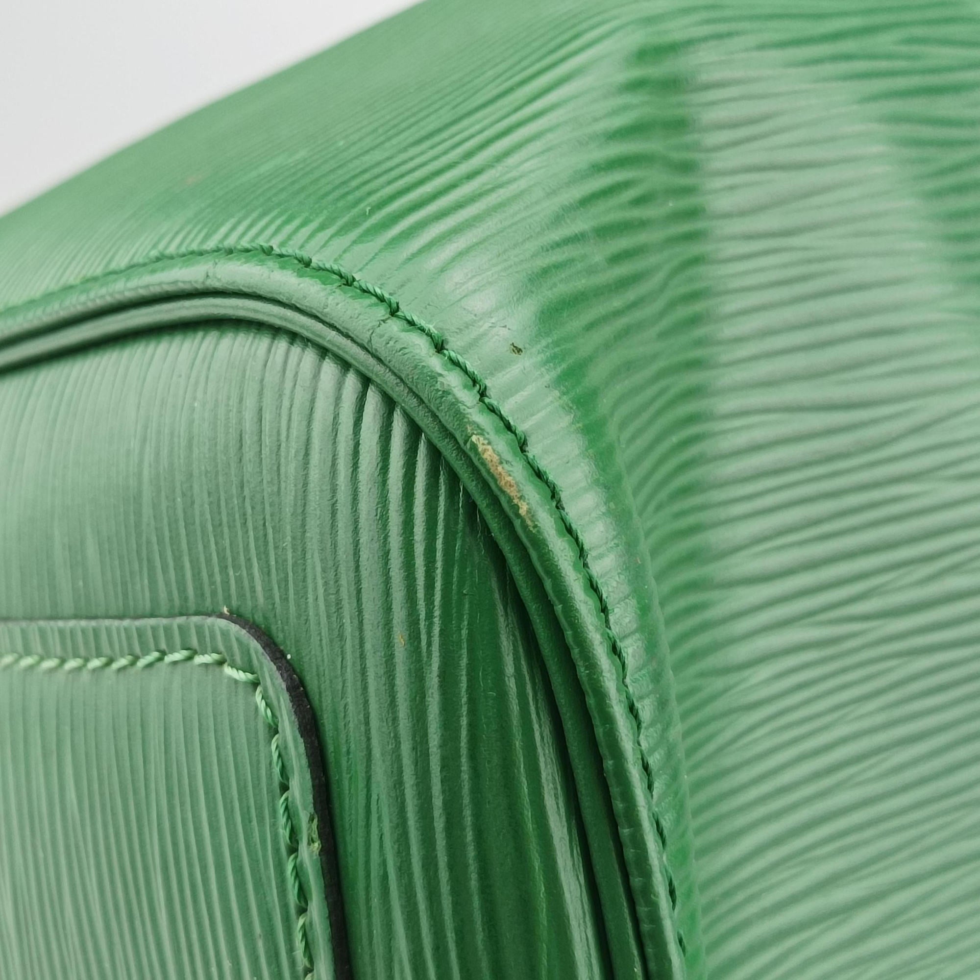 Pre-owned Louis Vuitton Keepall 45 Borneo Green epi M42974 handbag | stylenewstar