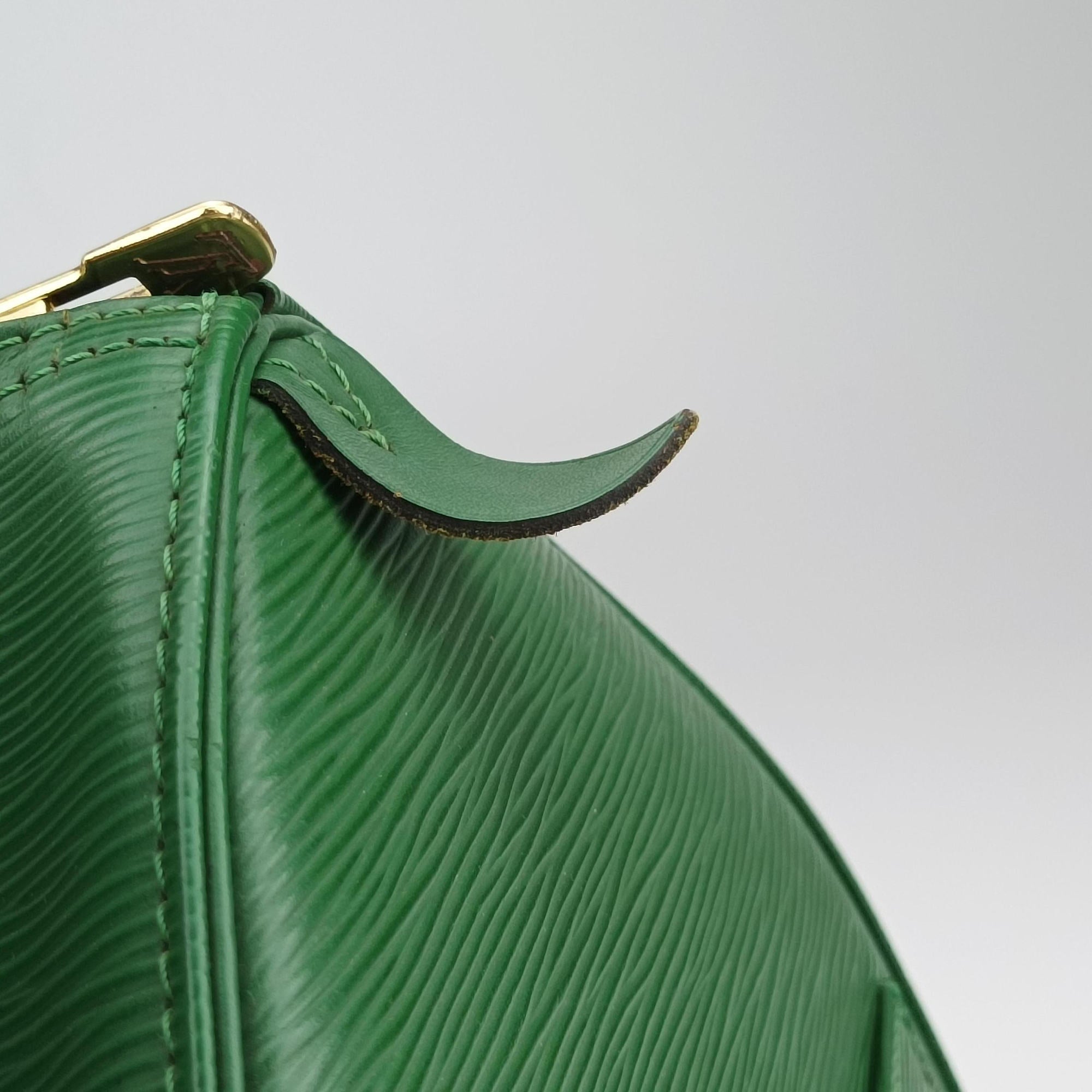 Pre-owned Louis Vuitton Keepall 45 Borneo Green epi M42974 handbag | stylenewstar