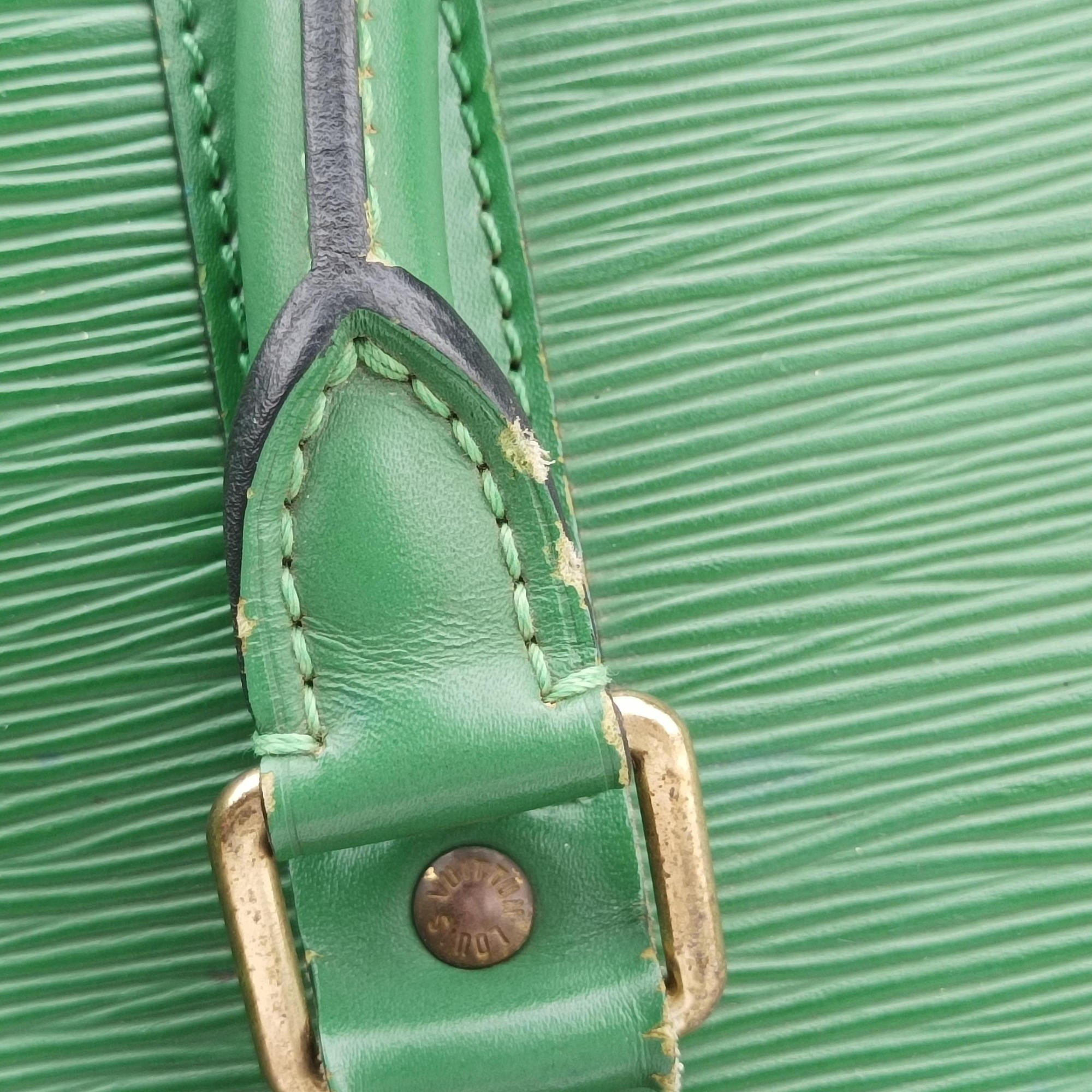 Pre-owned Louis Vuitton Keepall 45 Borneo Green epi M42974 handbag | stylenewstar