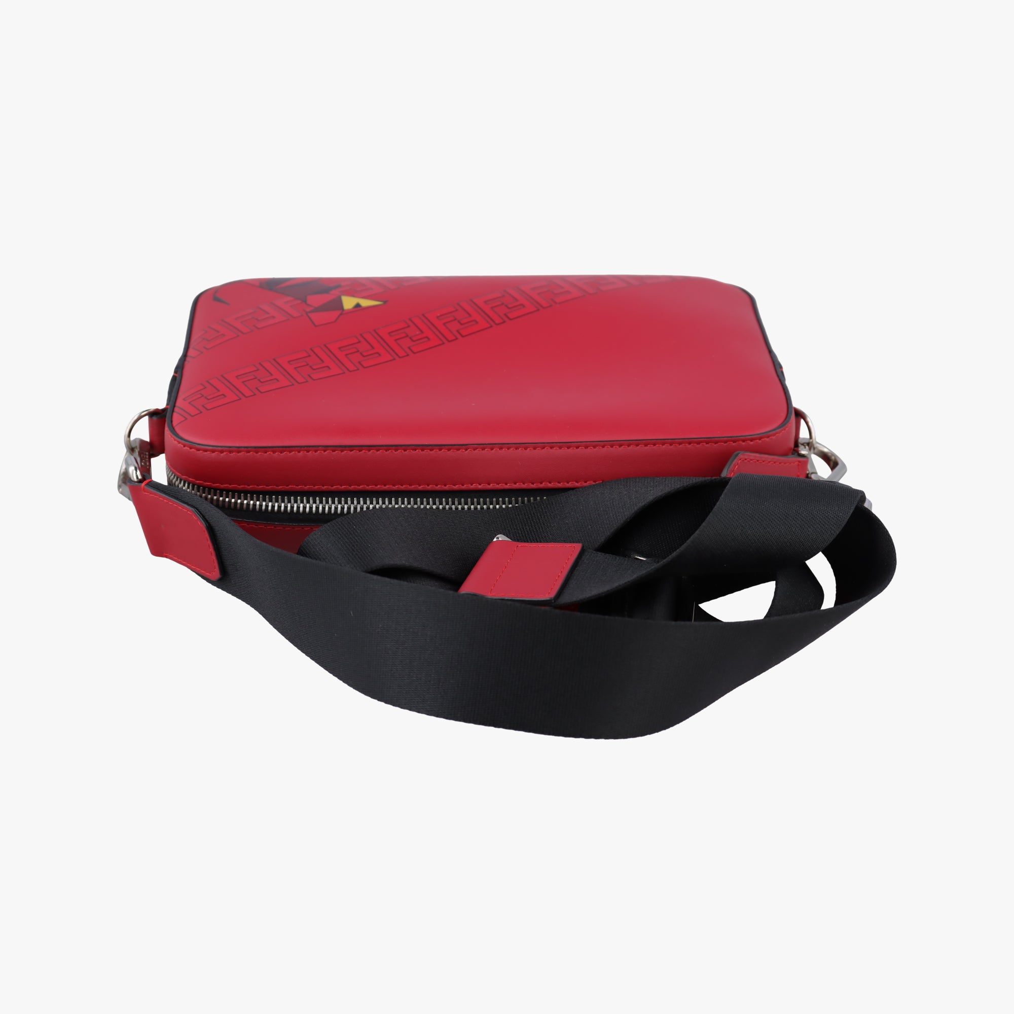 Pre-owned Fendi Camera case Red x Black Leather 7M0286 shoulderbag | stylenewstar