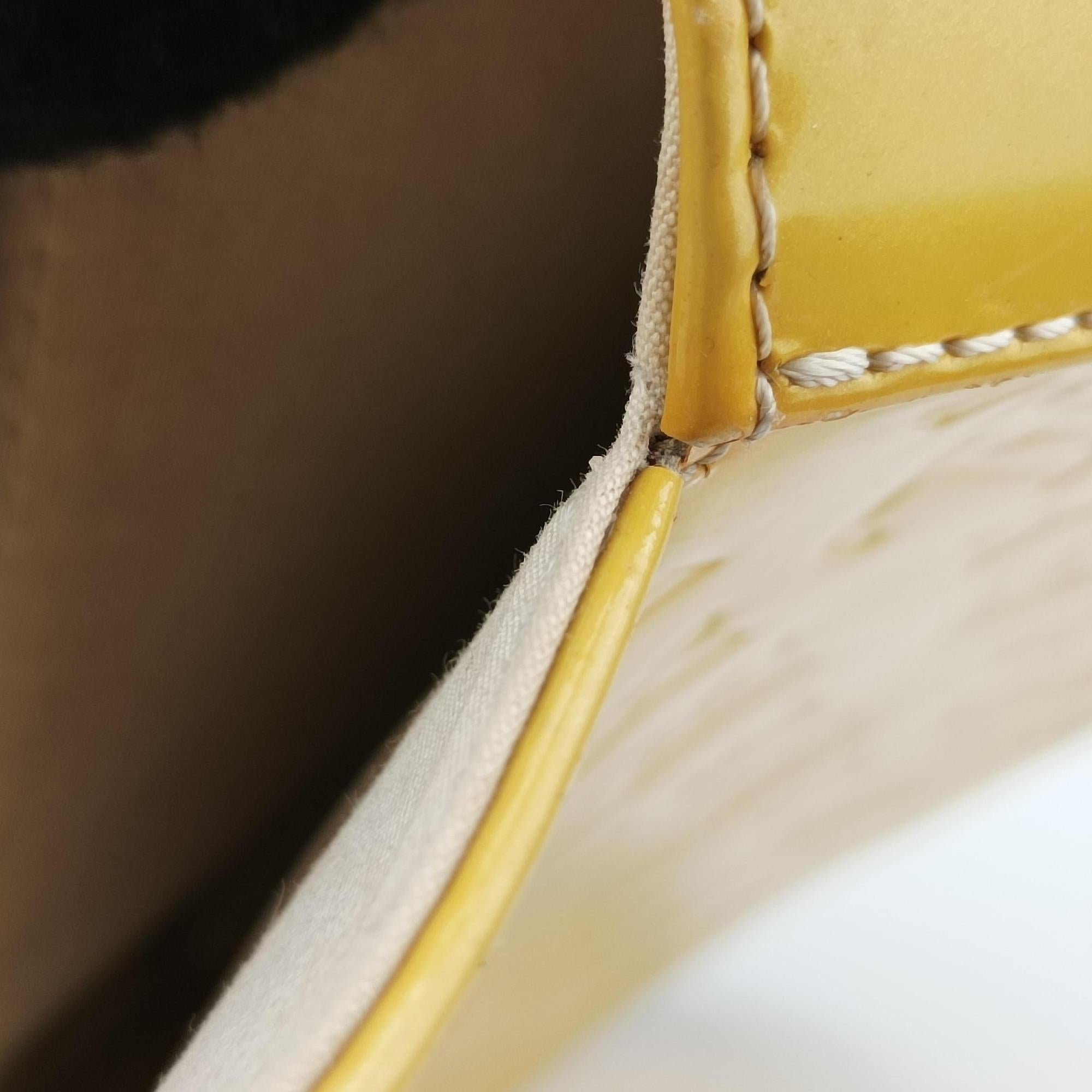 Vintage Louis Vuitton Bellflower PM Yellow Vernis M91731 shoulderbag | stylenewstar