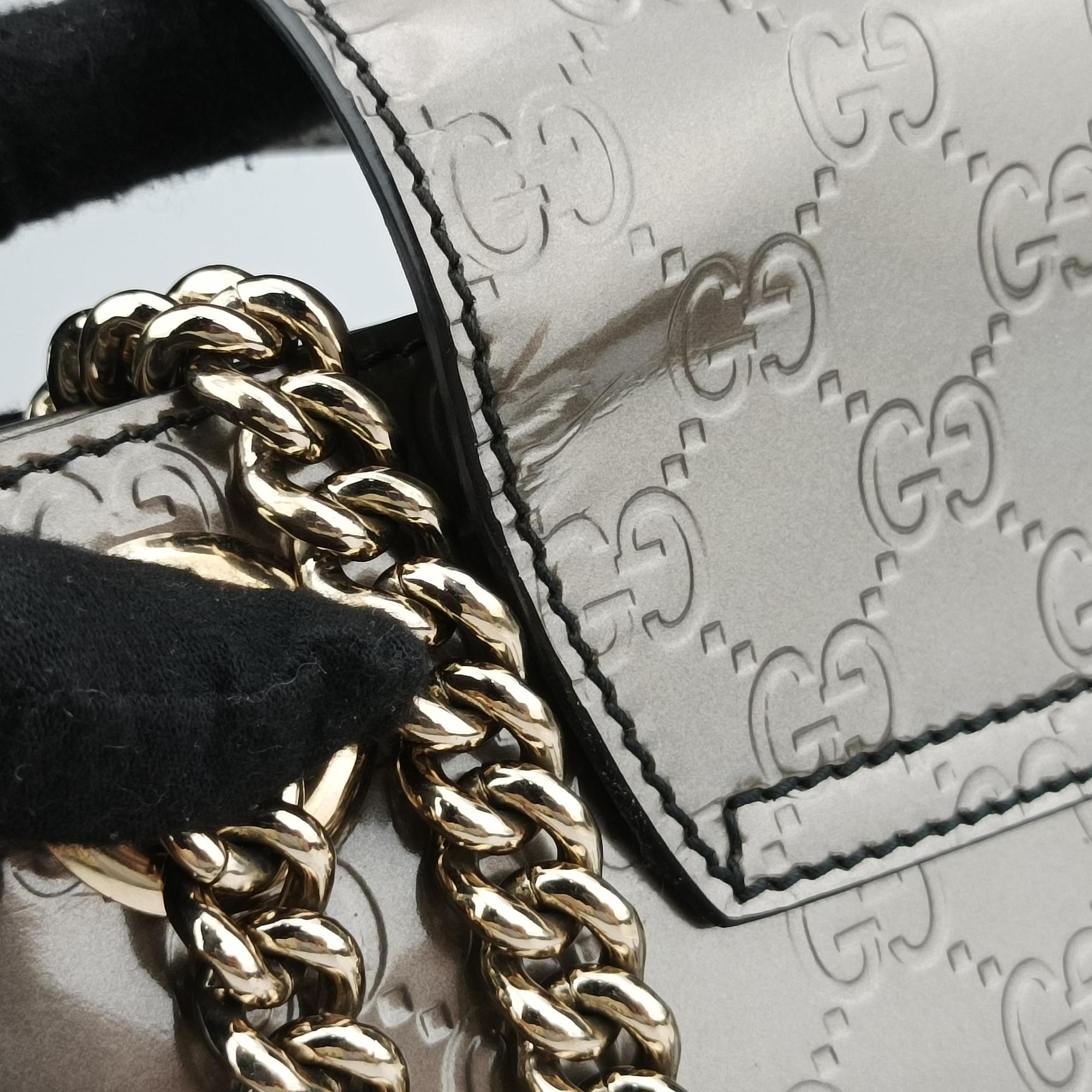 Pre-owned Gucci Emily Golden Leather 295403 shoulderbag | stylenewstar