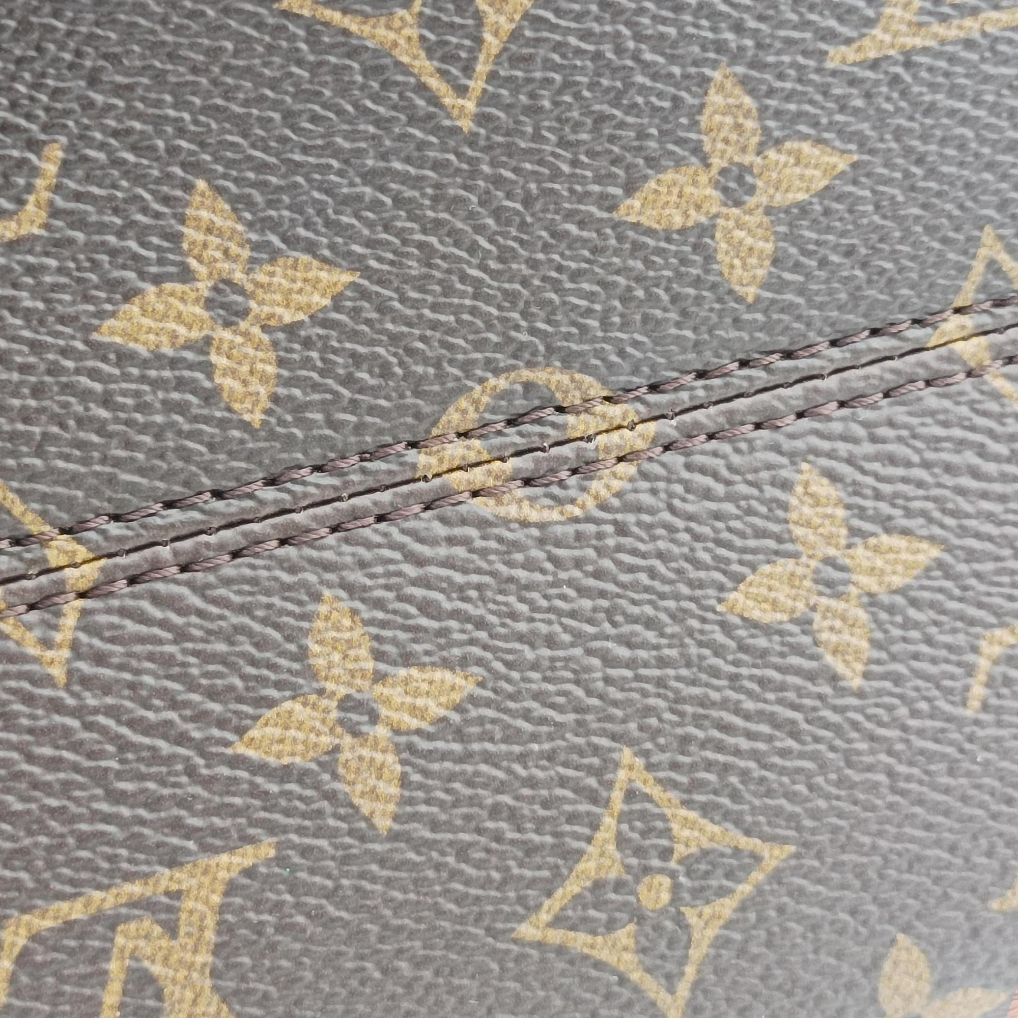 Secondhand Louis Vuitton Fornasetti Onthego MM Brown×Multicolor Monogram Cameo M59245 shoulderbag | stylenewstar