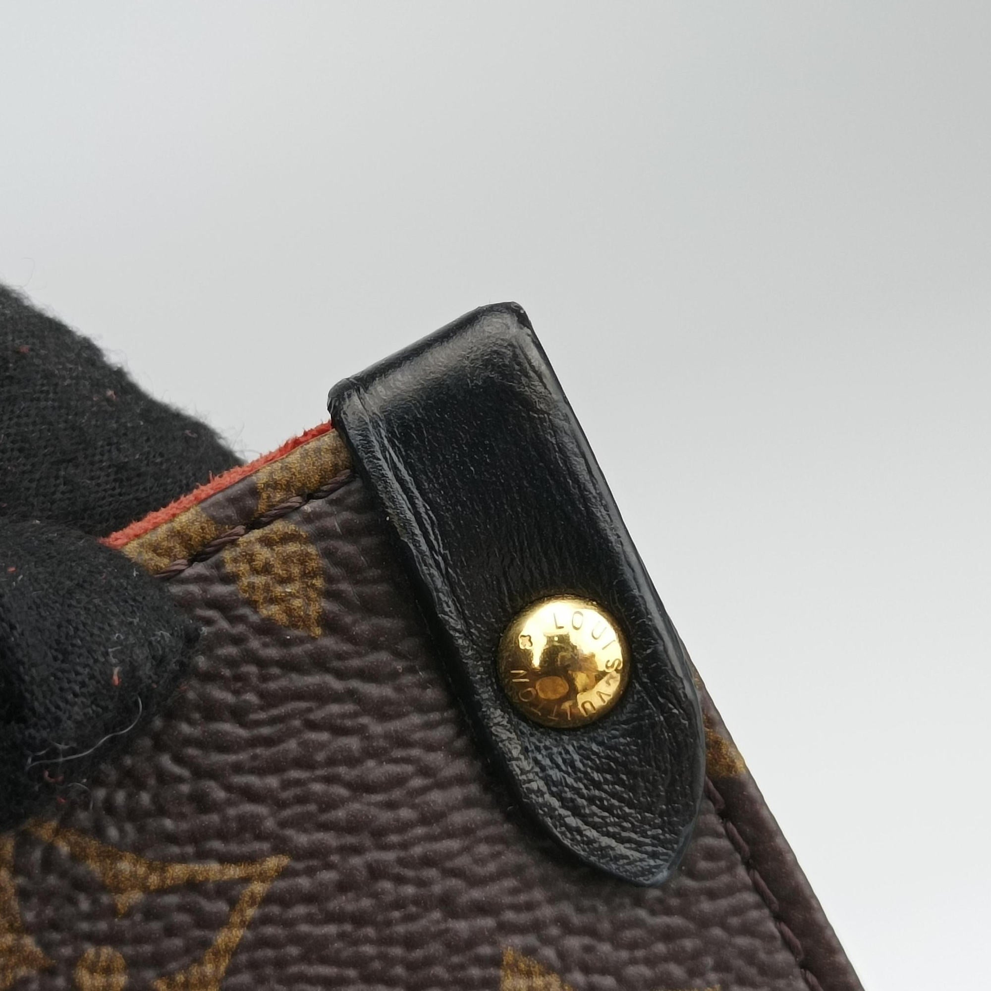 Secondhand Louis Vuitton Fornasetti Onthego MM Brown×Multicolor Monogram Cameo M59245 shoulderbag | stylenewstar