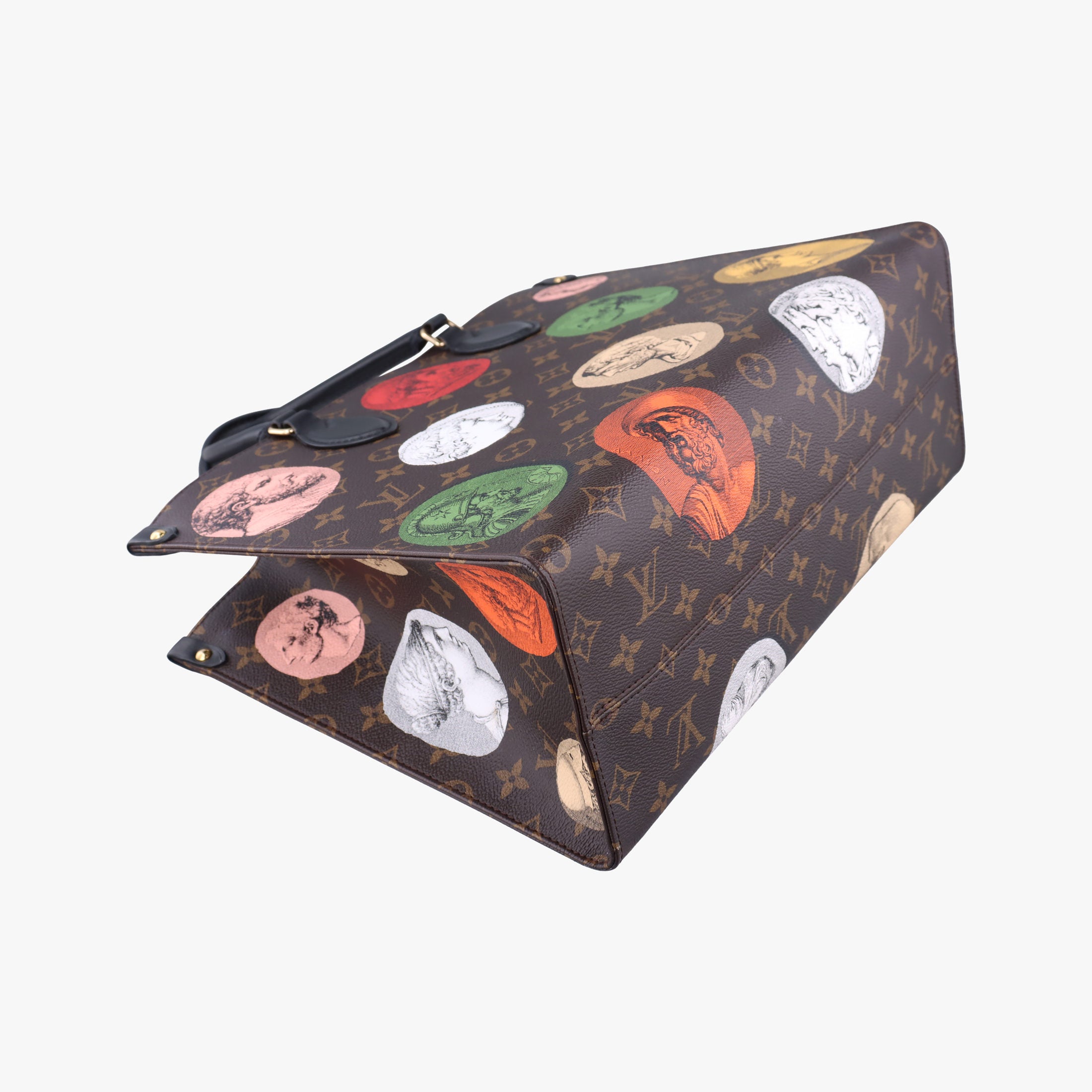 Secondhand Louis Vuitton Fornasetti Onthego MM Brown×Multicolor Monogram Cameo M59245 shoulderbag | stylenewstar