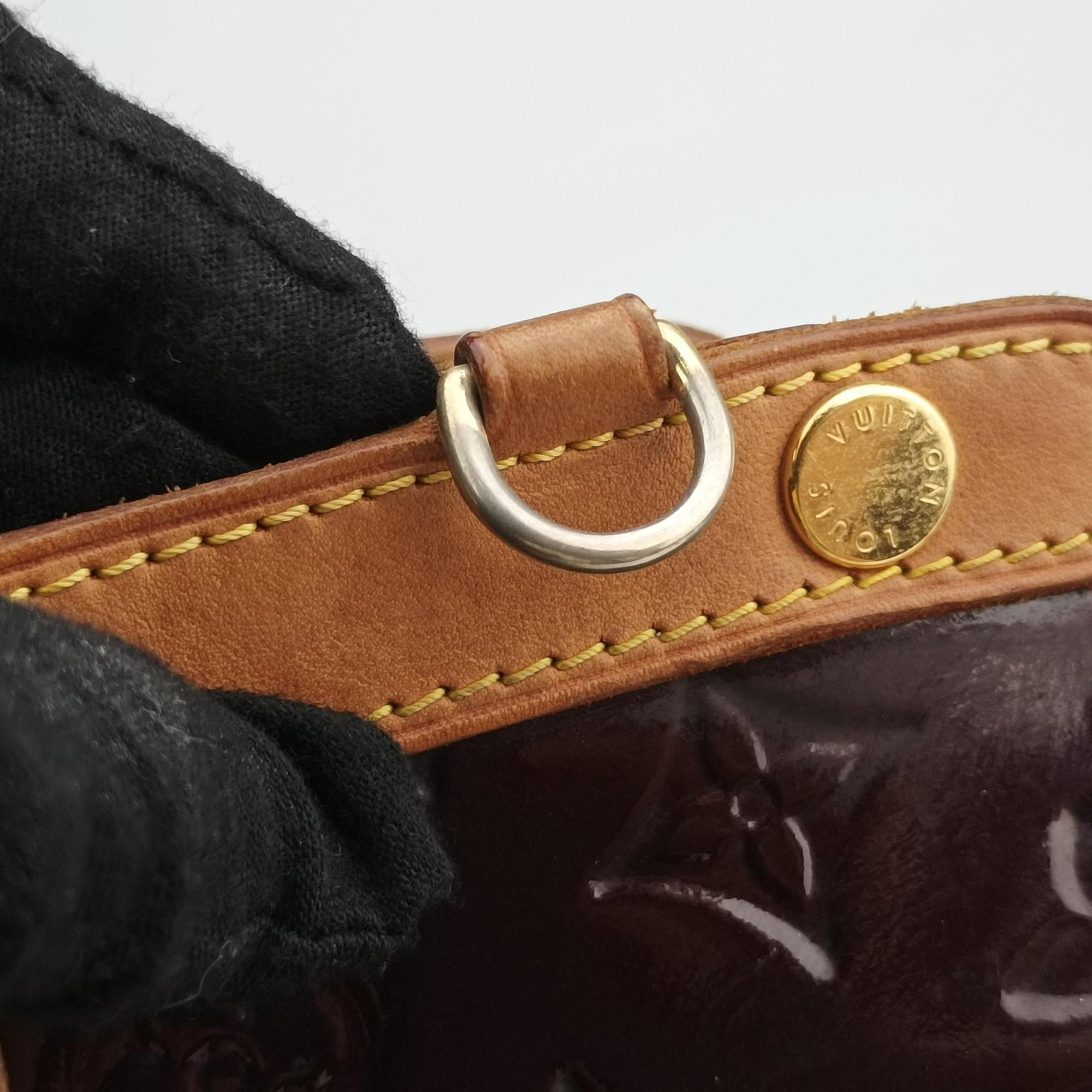 Pre-owned Louis Vuitton Brea MM ROUGE FAUVISTE Vernis M91690 shoulderbag | stylenewstar