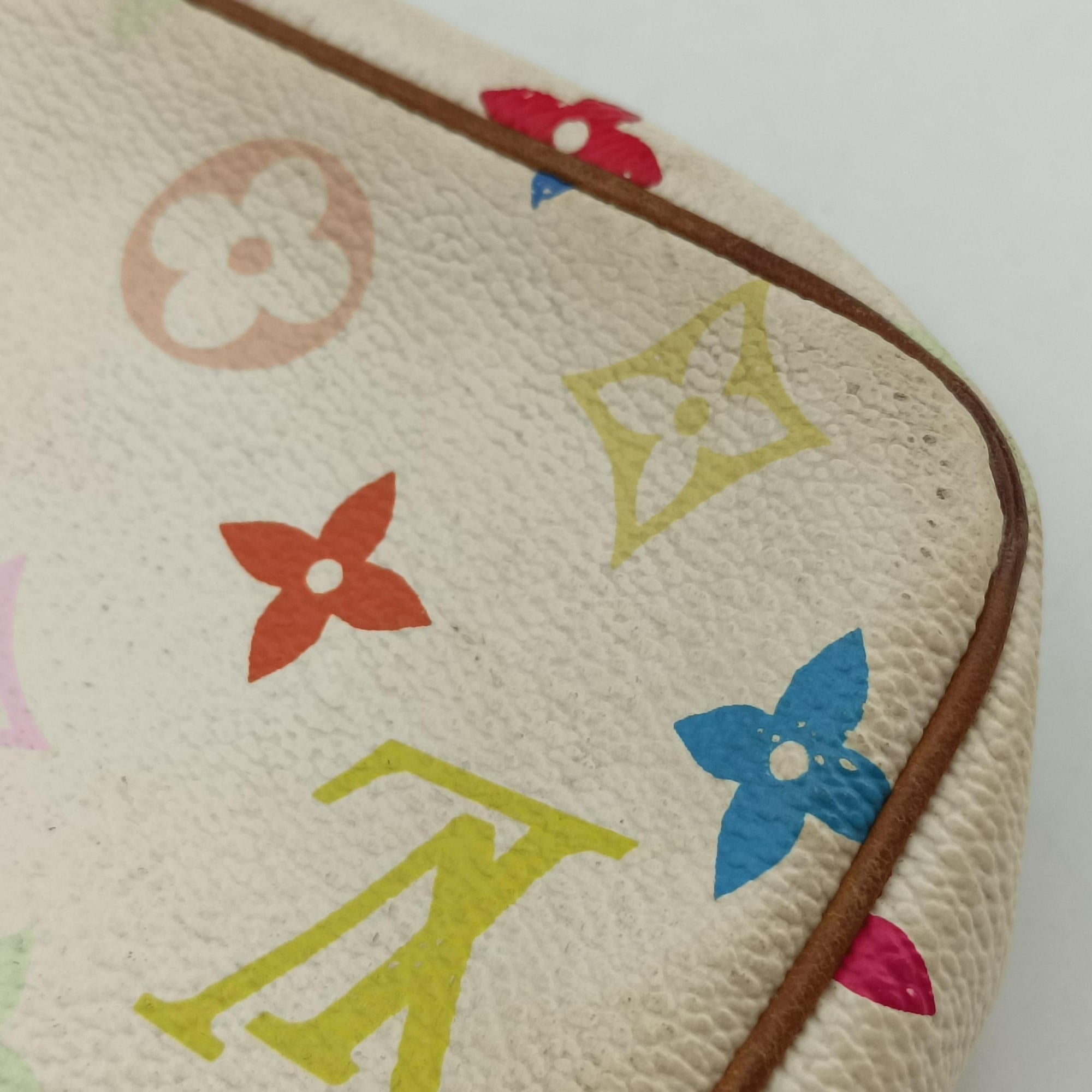 Vintage Louis Vuitton Pochette Accessoires white Monogram Multicolor M92649 shoulderbag | stylenewstar