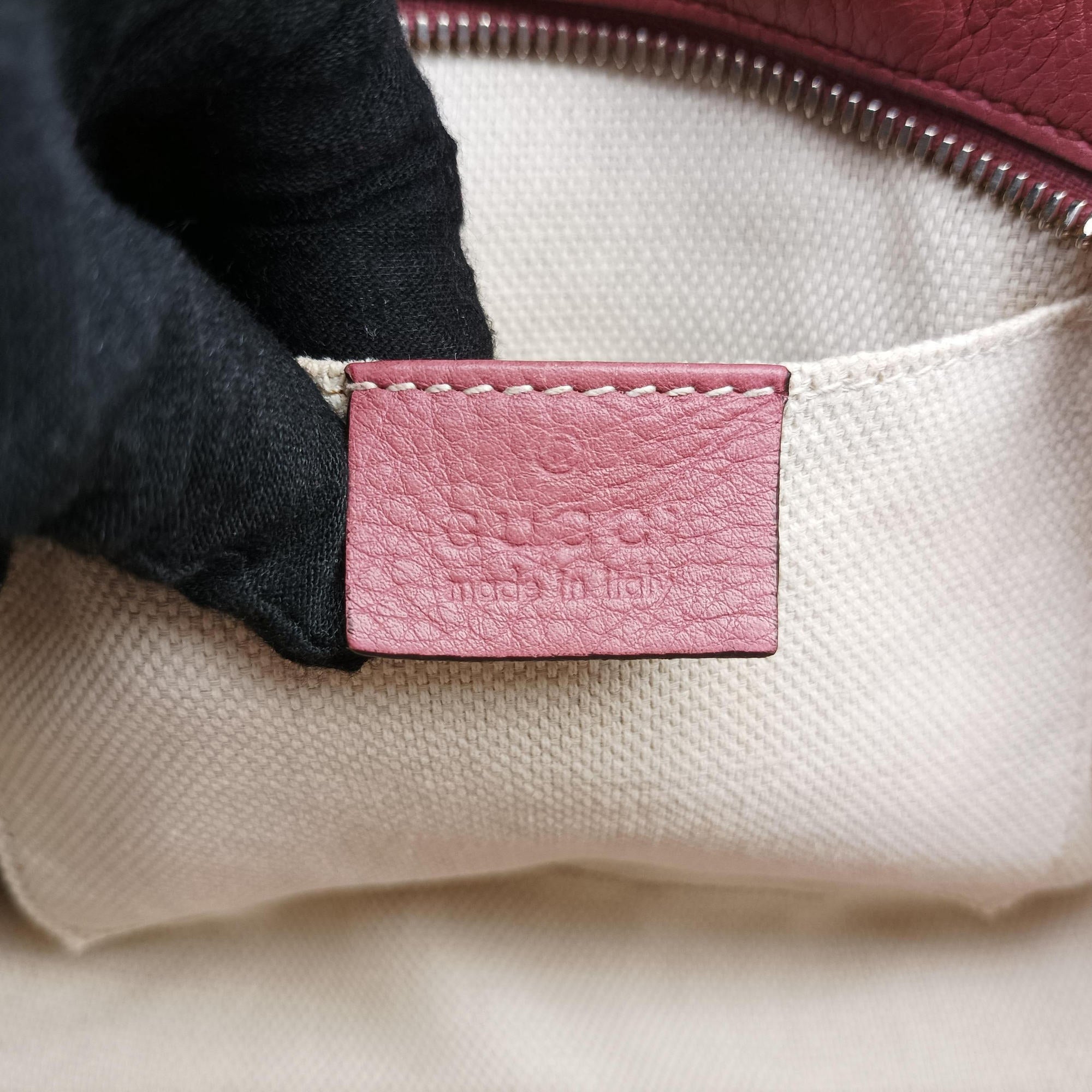 Pre-owned Gucci Soho pink Leather 308364 shoulderbag | stylenewstar