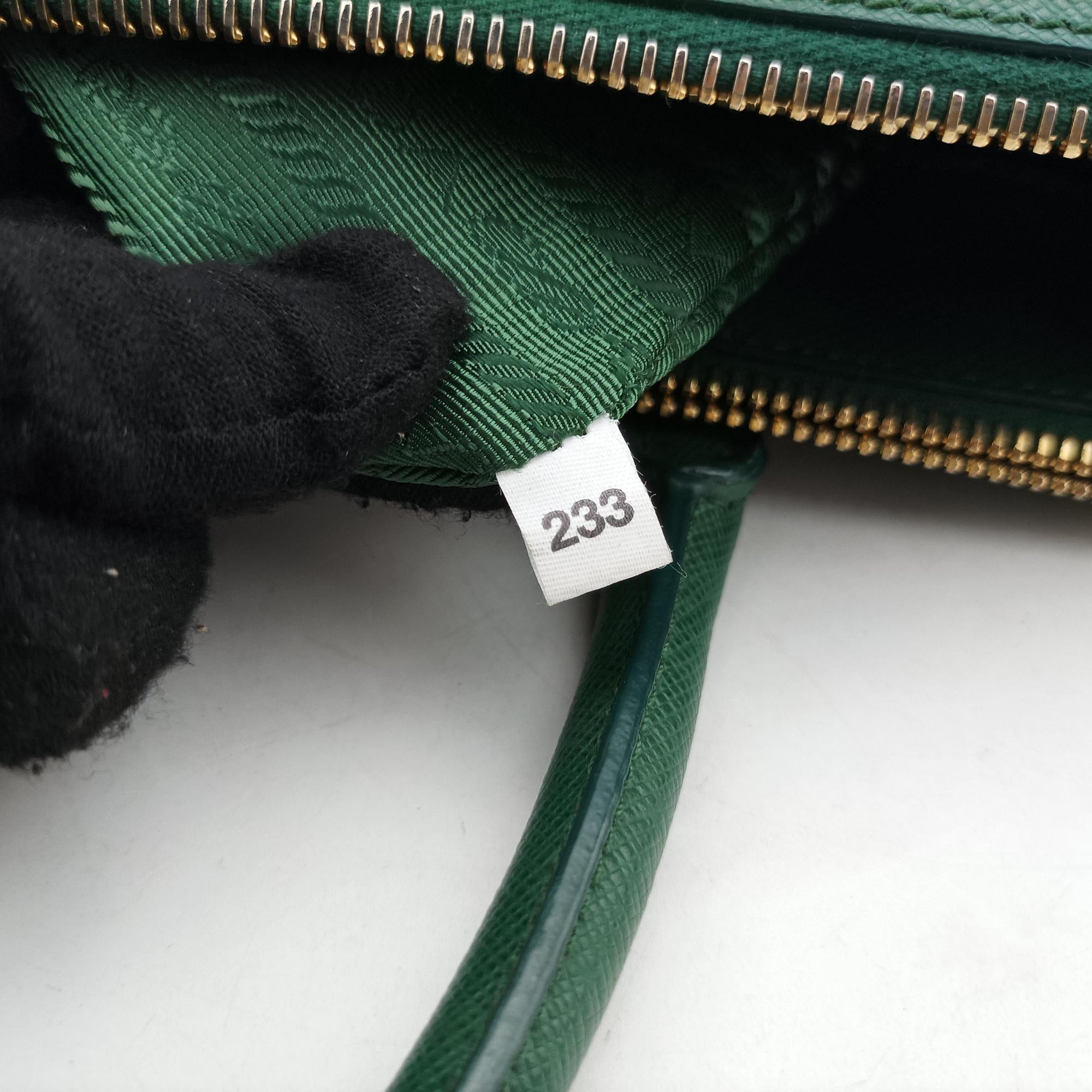 Pre-owned Prada Galleria Green SAFFIANO Leather BN2274 shoulderbag | stylenewstar