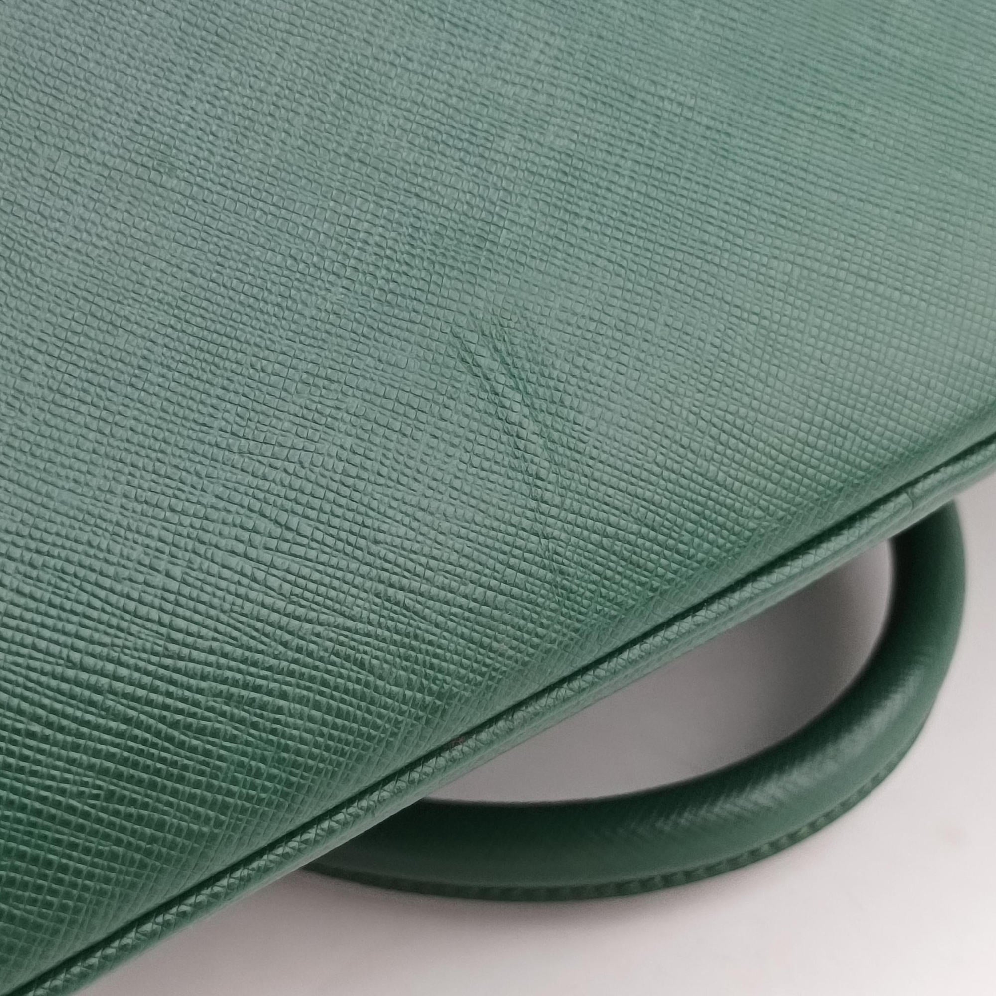 Pre-owned Prada Galleria Green SAFFIANO Leather BN2274 shoulderbag | stylenewstar