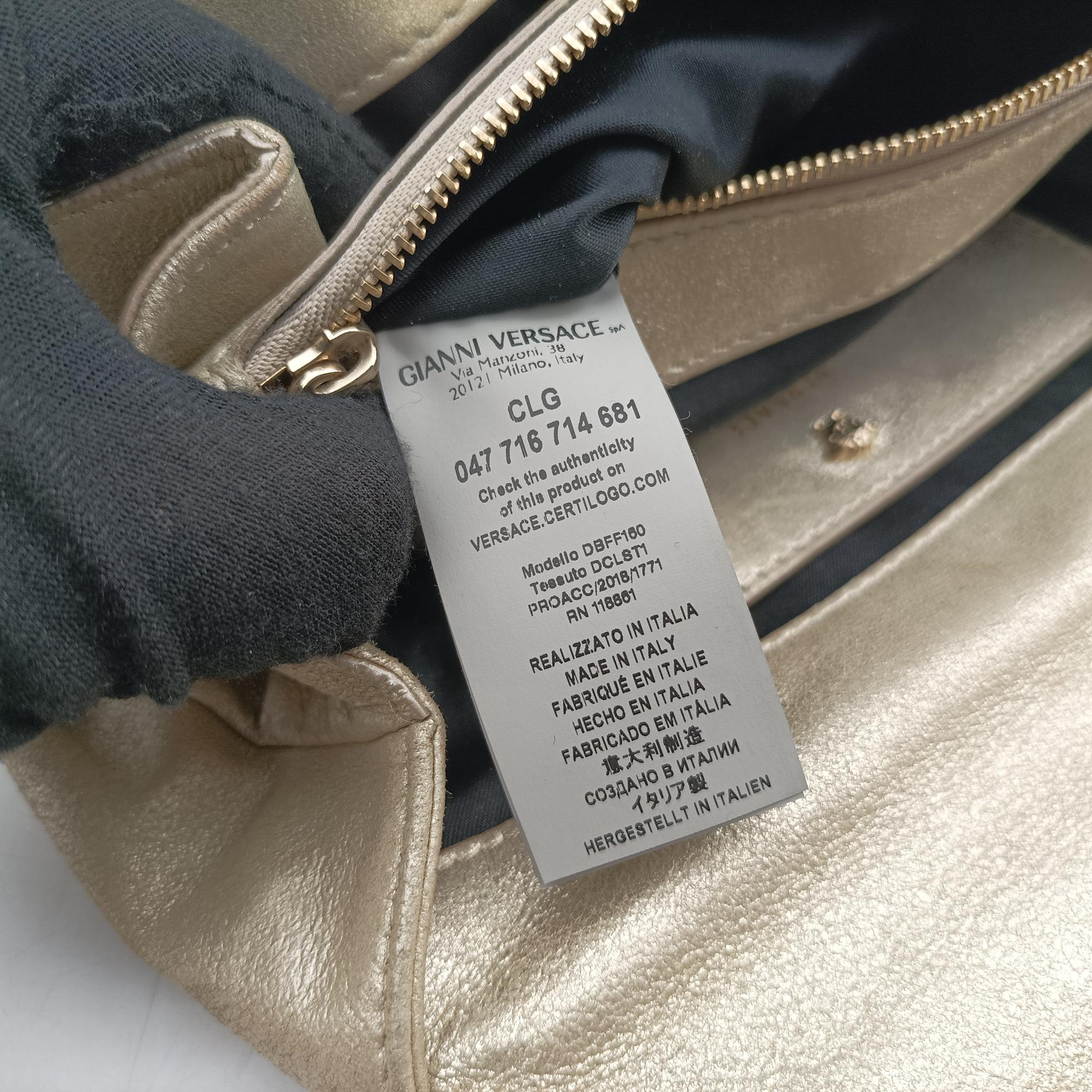 Pre-owned VERSACE medusa Golden Leather  shoulderbag | stylenewstar