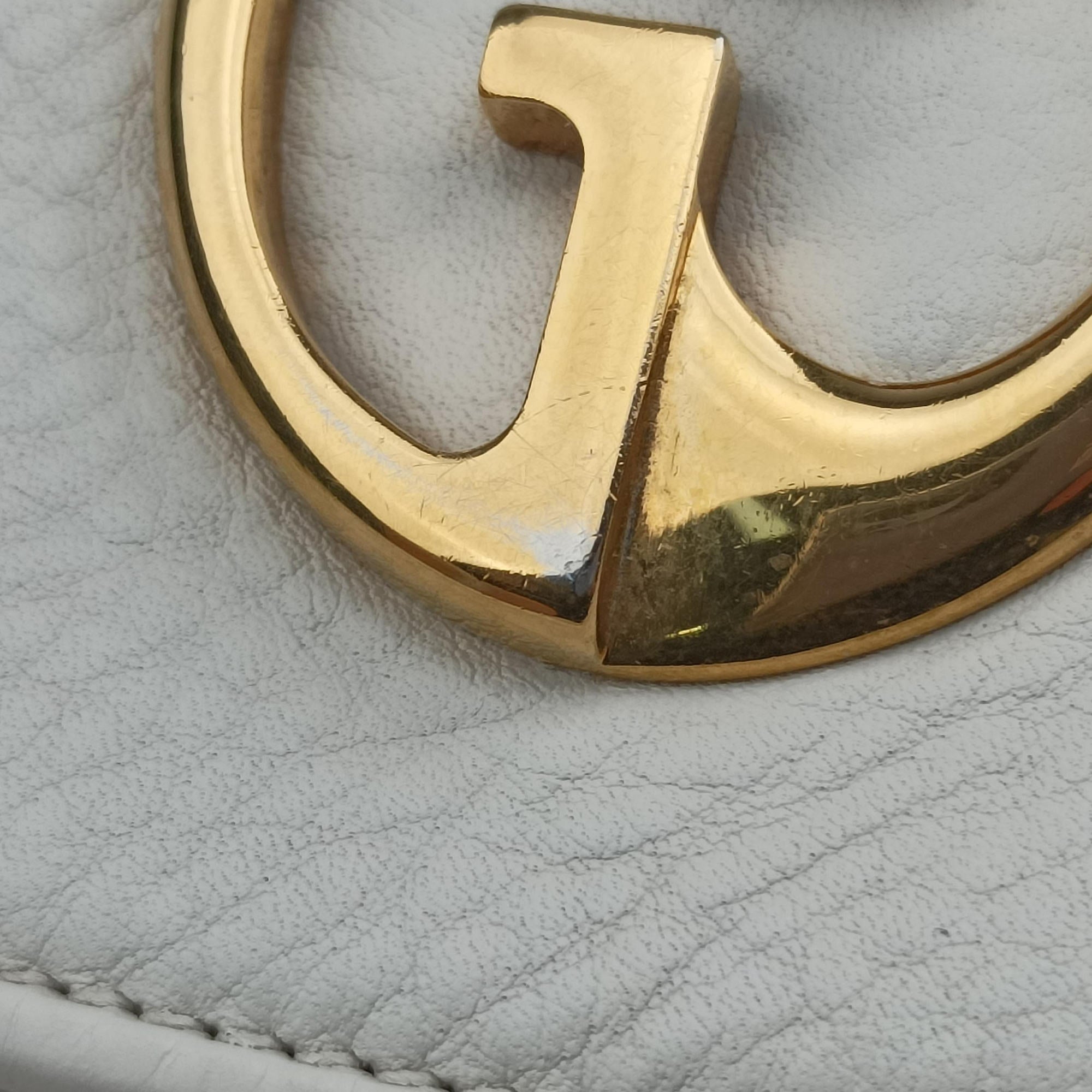 Secondhand Gucci 1973 Double G White Leather 251821 shoulderbag | stylenewstar