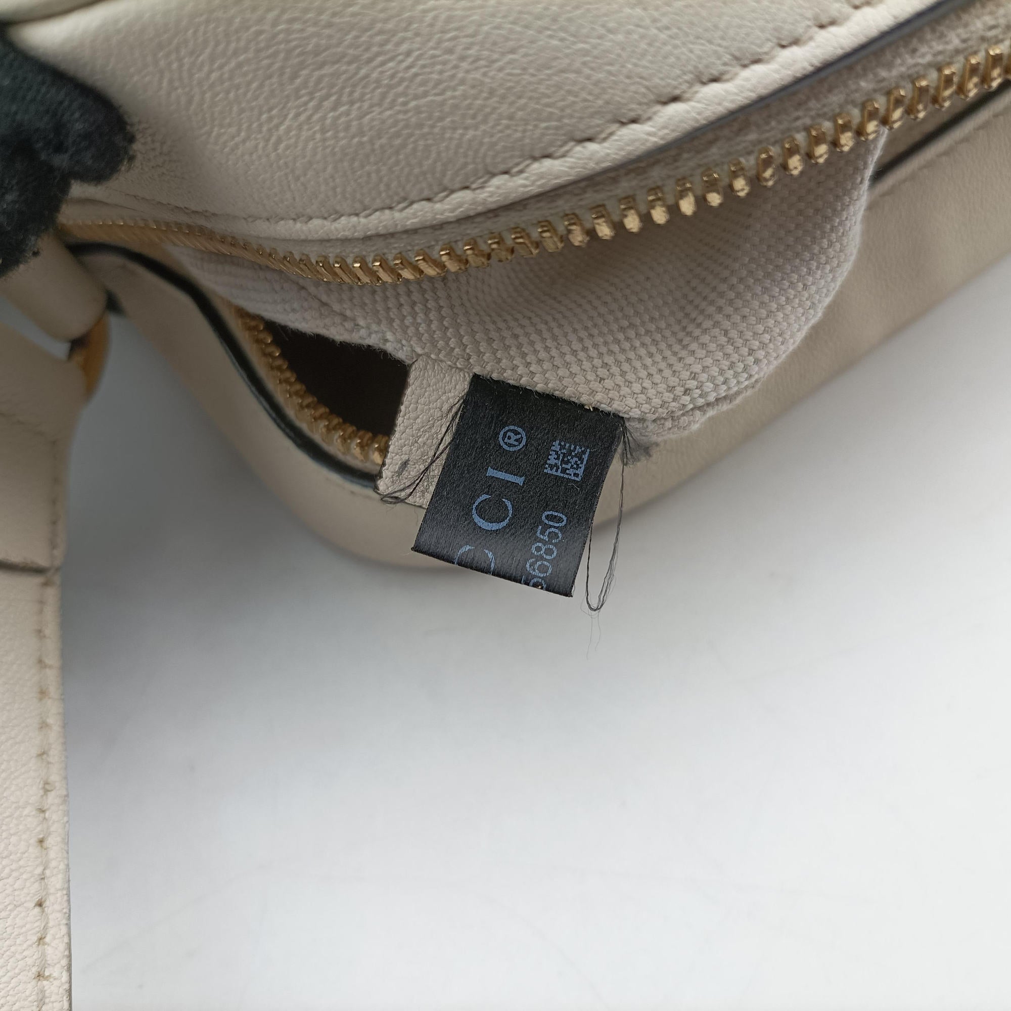 Pre-owned Gucci Blondie White Leather 742360 shoulderbag | stylenewstar