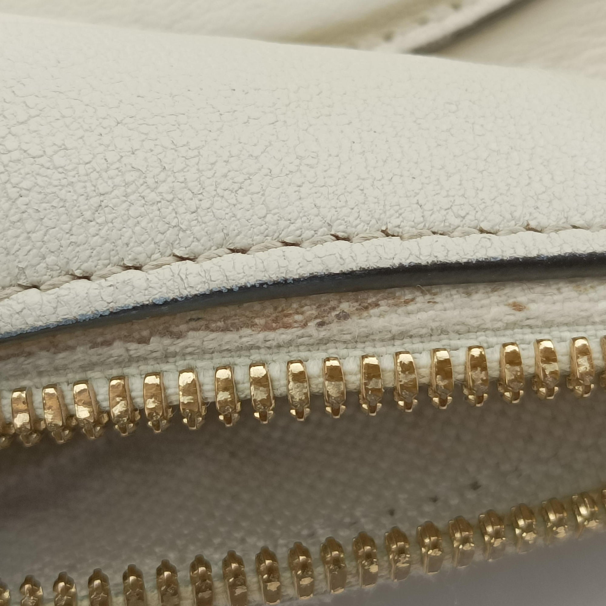 Pre-owned Gucci Blondie White Leather 742360 shoulderbag | stylenewstar