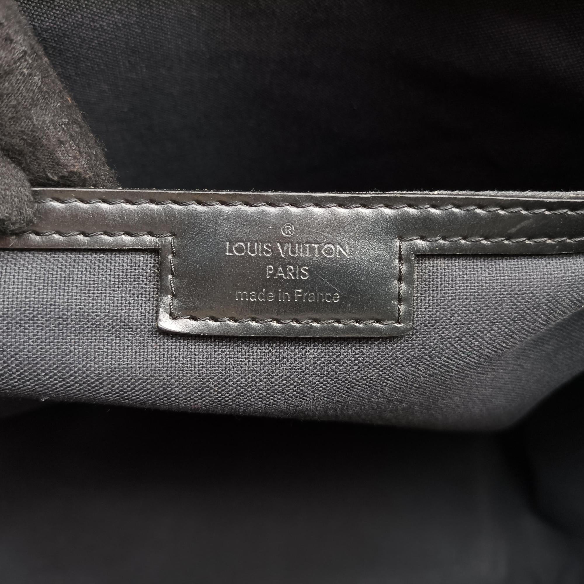 Pre-owned Louis Vuitton TADAO Noir Damier Graphite N51192 shoulderbag | stylenewstar
