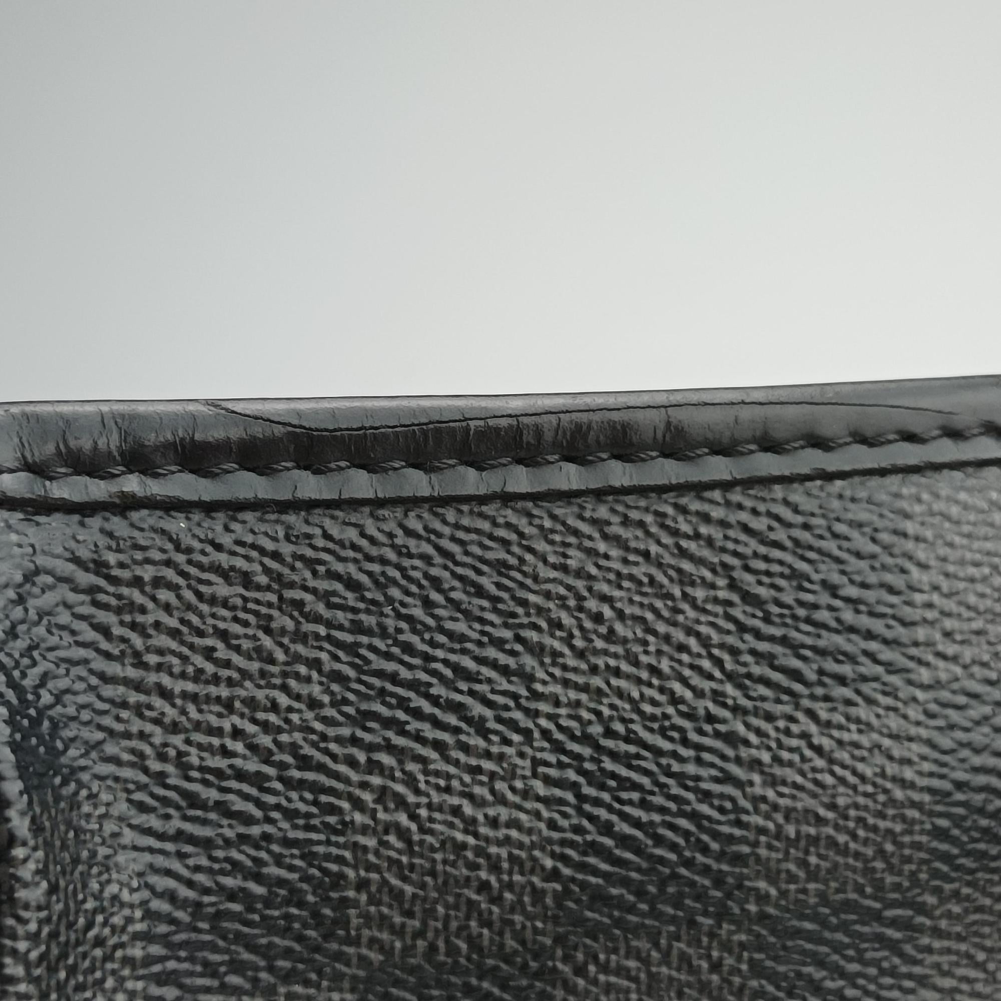 Pre-owned Louis Vuitton TADAO Noir Damier Graphite N51192 shoulderbag | stylenewstar